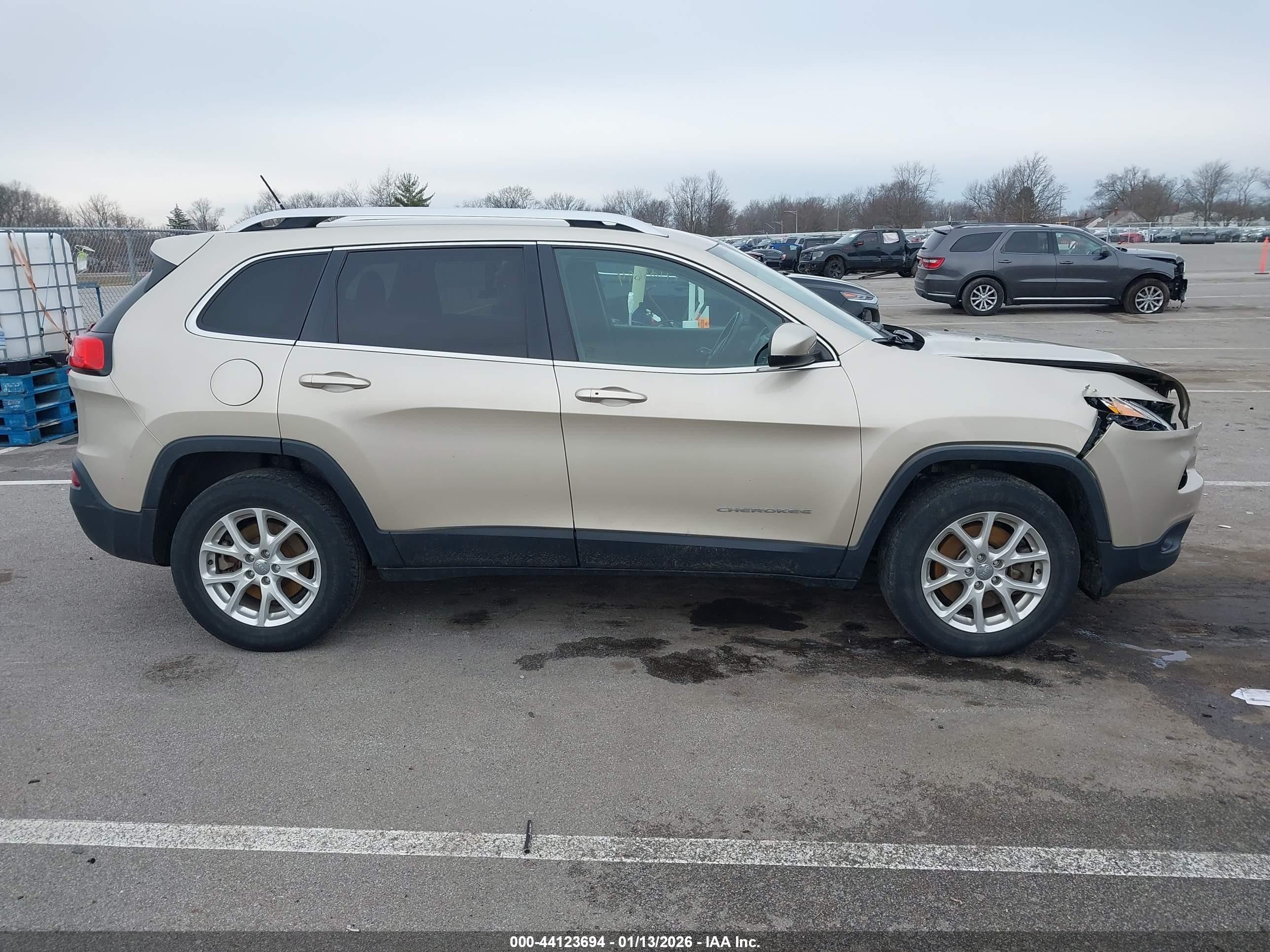 2014 Jeep Cherokee Latitude Beige vin: 1C4PJMCS2EW188217