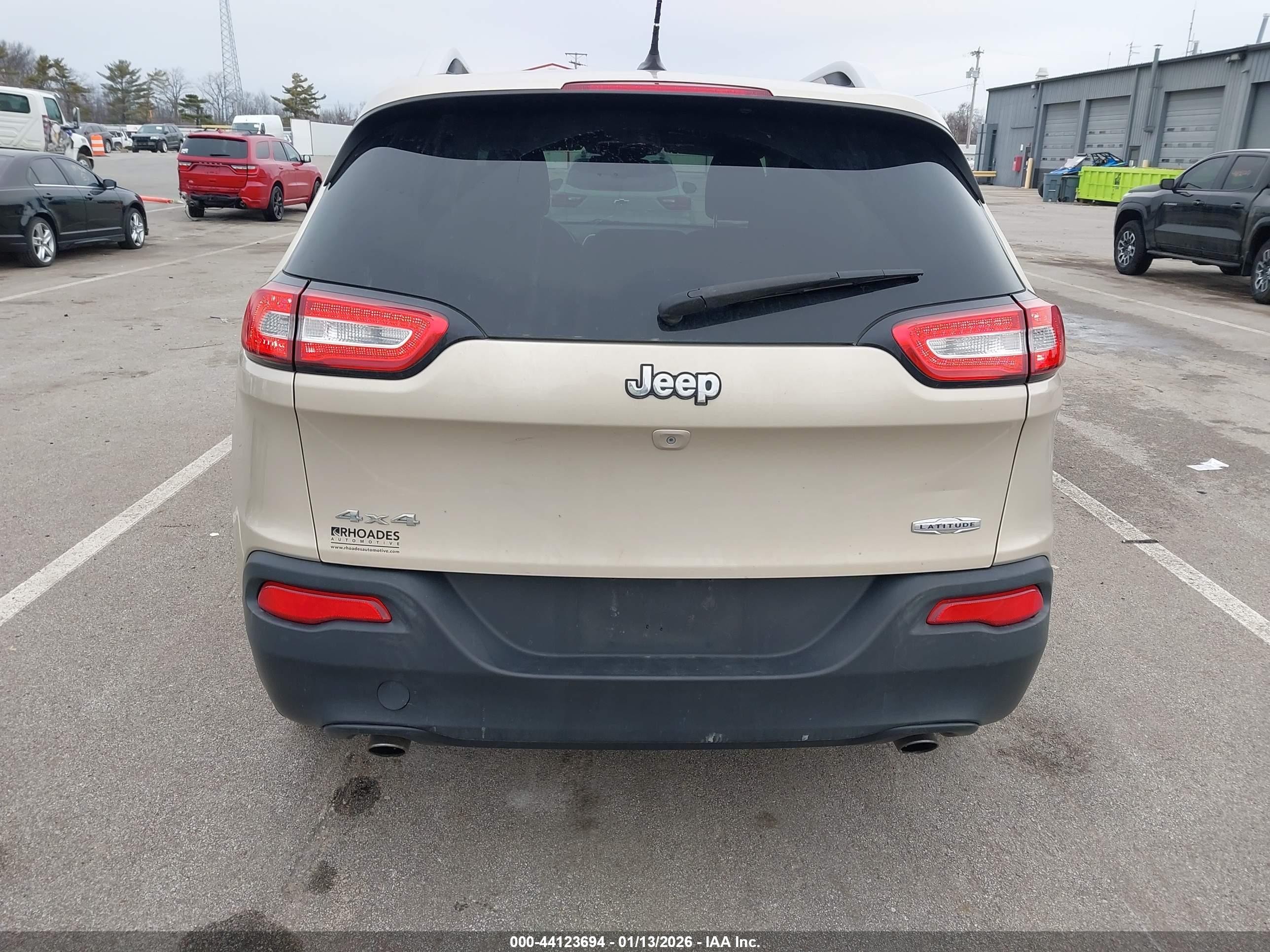 2014 Jeep Cherokee Latitude Beige vin: 1C4PJMCS2EW188217