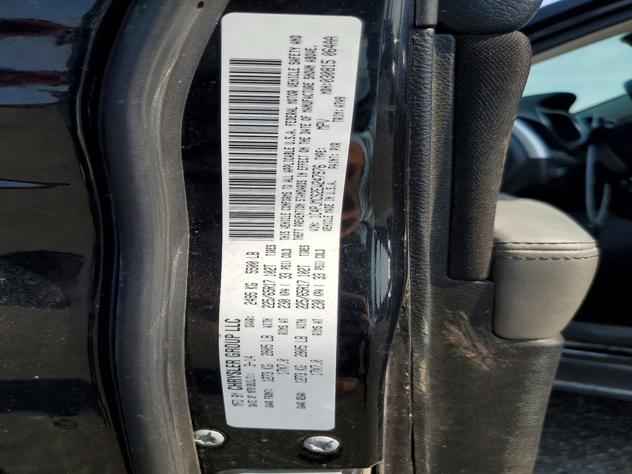 2014 Jeep Cherokee Latitude Black vin: 1C4PJMCS2EW247976