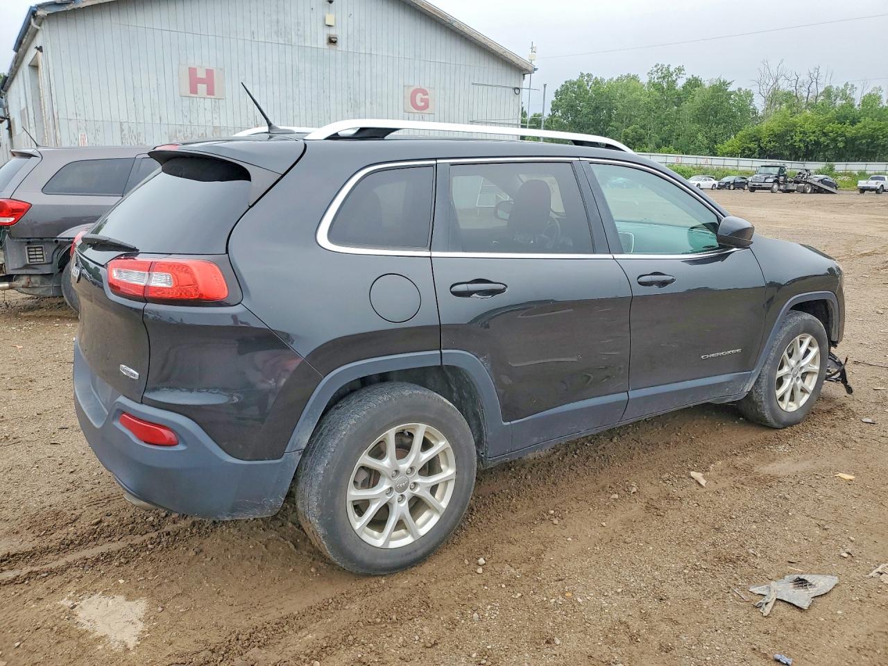 2014 Jeep Cherokee Latitude Black vin: 1C4PJMCS2EW248304