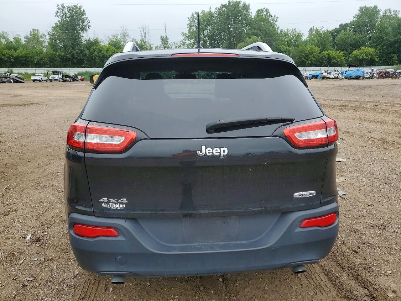 2014 Jeep Cherokee Latitude Black vin: 1C4PJMCS2EW248304