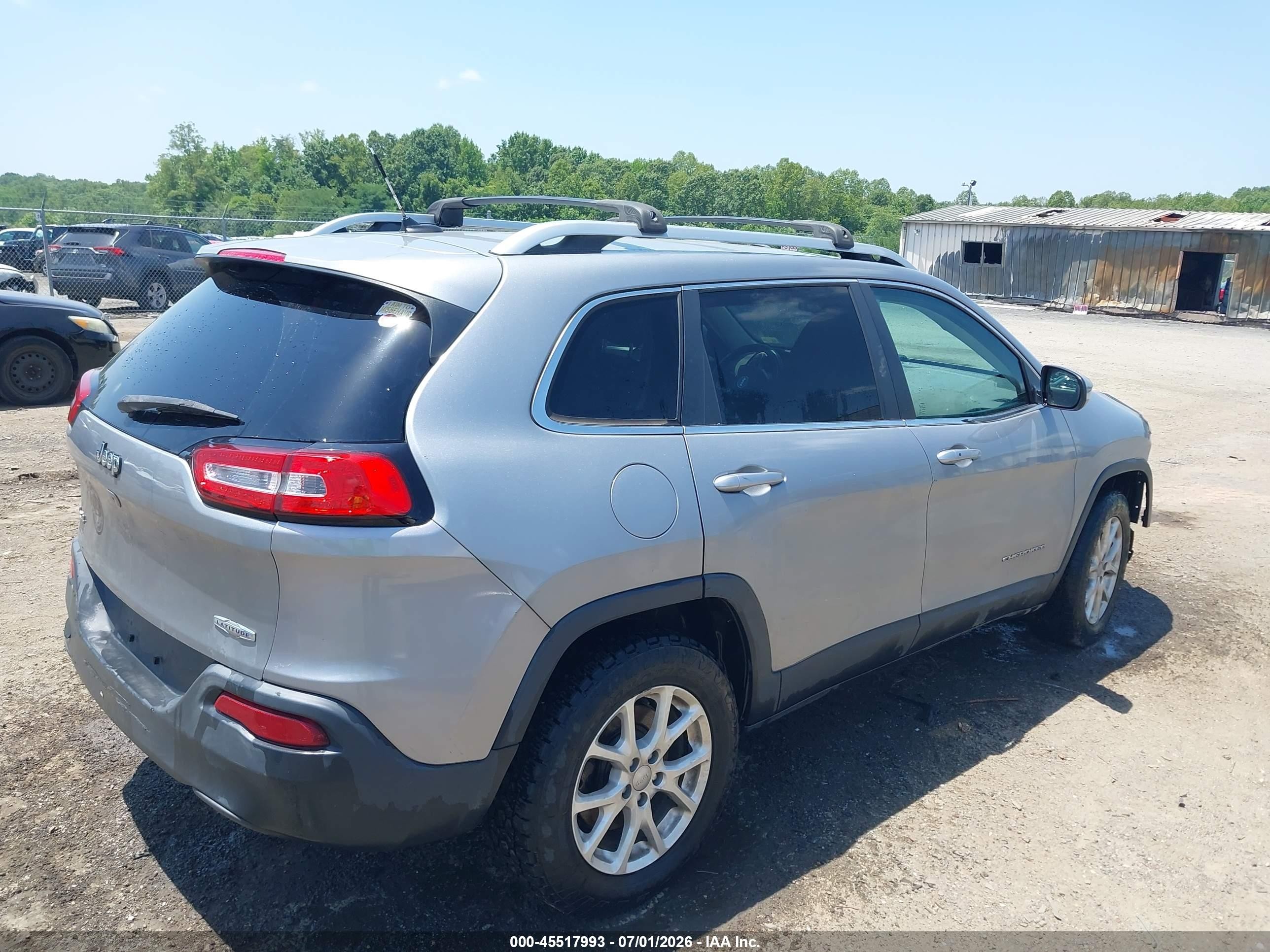 2014 Jeep Cherokee Latitude Gray vin: 1C4PJMCS2EW260615