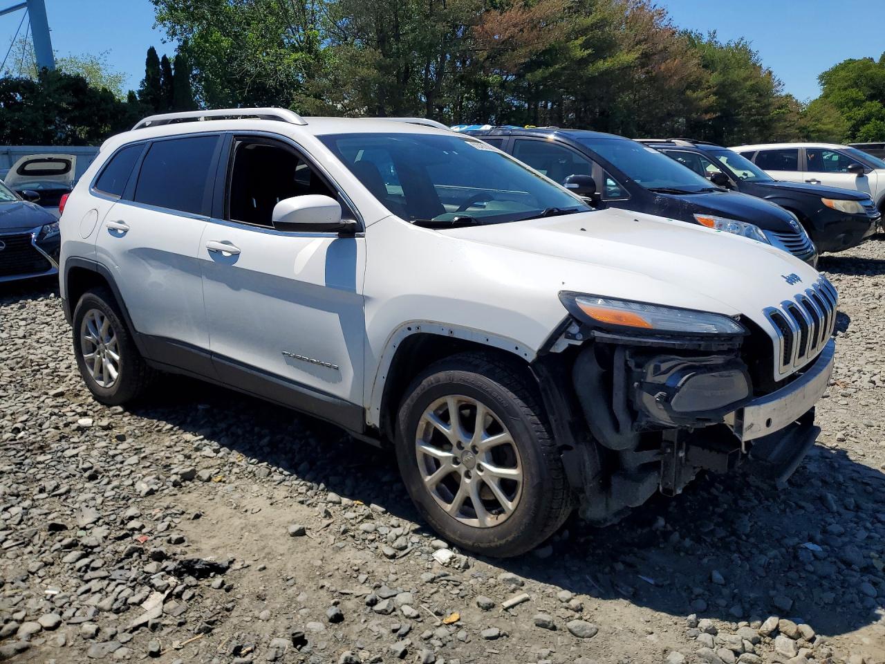 2014 Jeep Cherokee Latitude White vin: 1C4PJMCS2EW286731