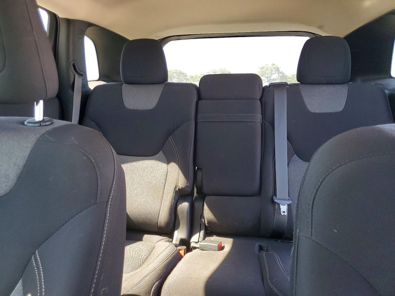 2014 Jeep Cherokee Latitude Серый vin: 1C4PJMCS2EW297017