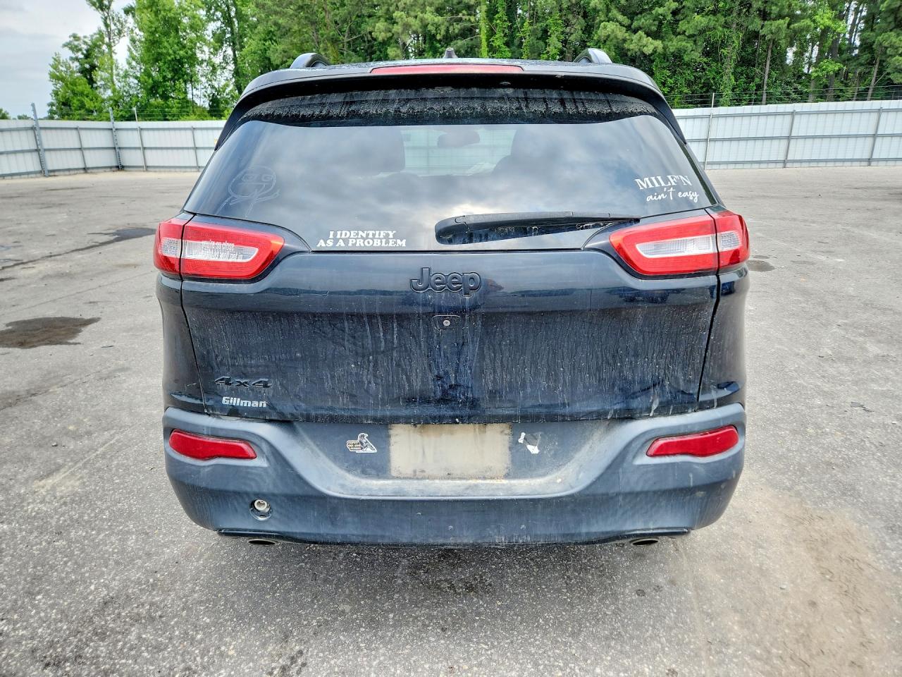 2014 Jeep Cherokee Latitude Black vin: 1C4PJMCS2EW300515
