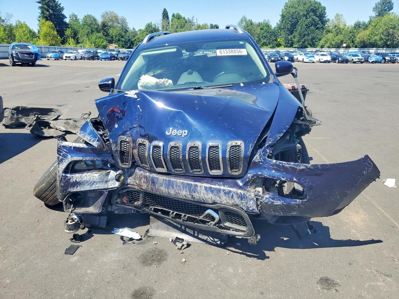 2015 Jeep Cherokee Latitude Blue vin: 1C4PJMCS2FW545624