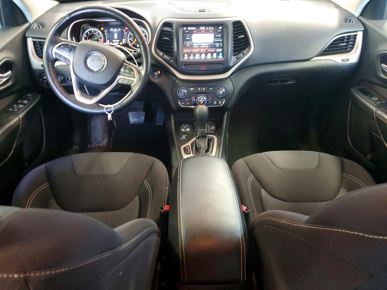 2015 Jeep Cherokee Latitude Blue vin: 1C4PJMCS2FW572290