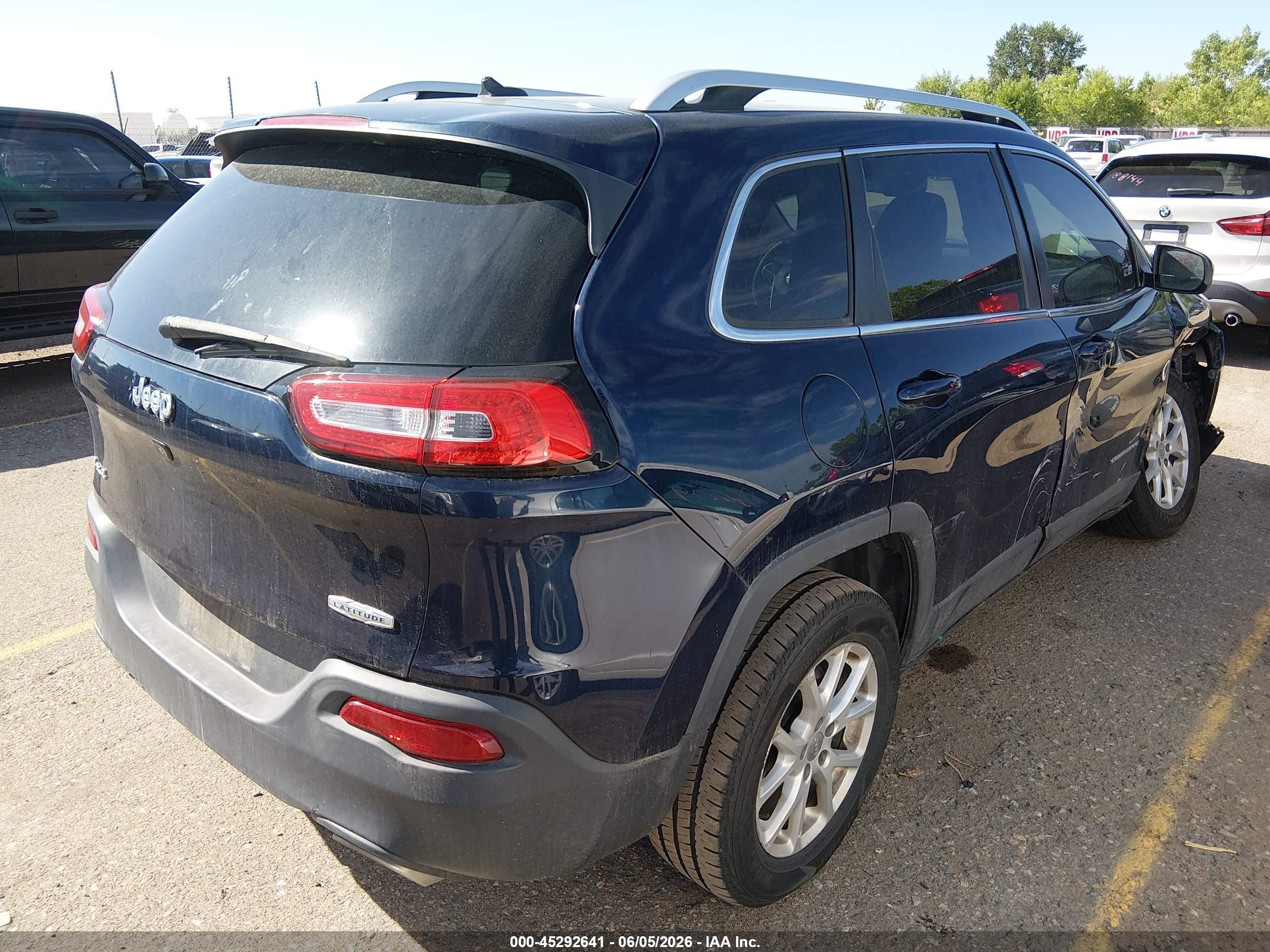 2015 Jeep Cherokee Latitude Dark Blue vin: 1C4PJMCS2FW594824