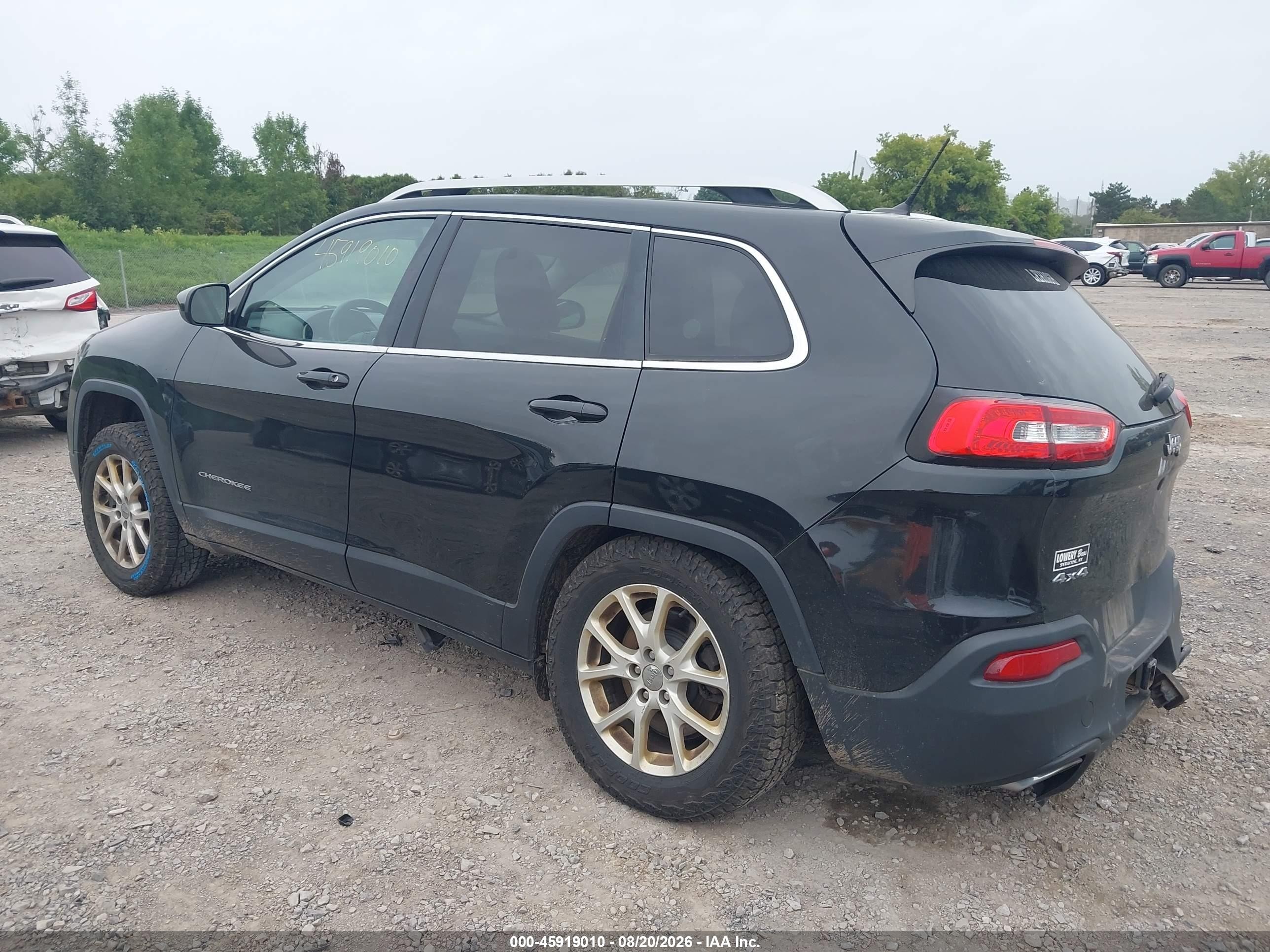 2015 Jeep Cherokee Latitude Black vin: 1C4PJMCS2FW685821