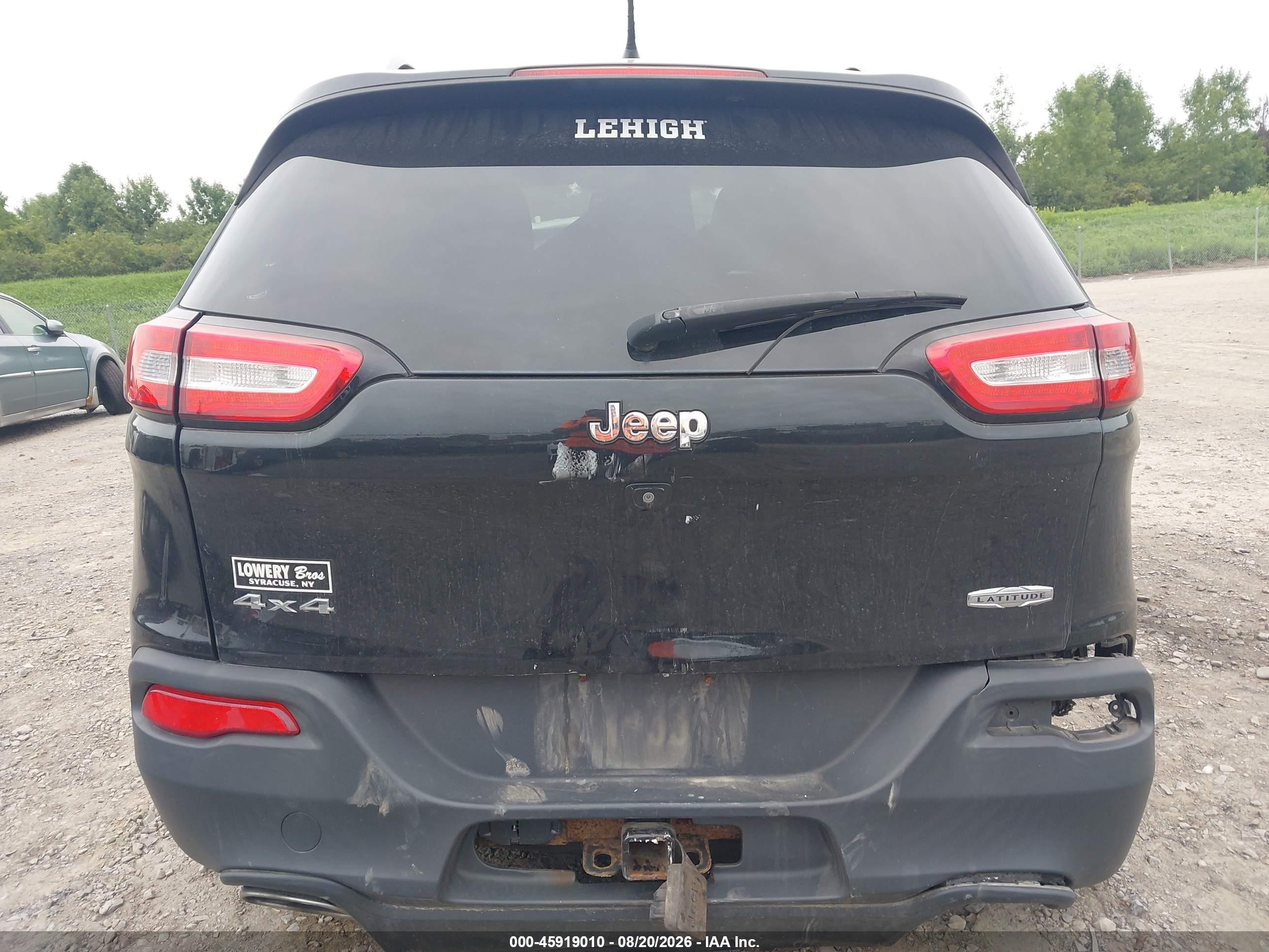 2015 Jeep Cherokee Latitude Black vin: 1C4PJMCS2FW685821