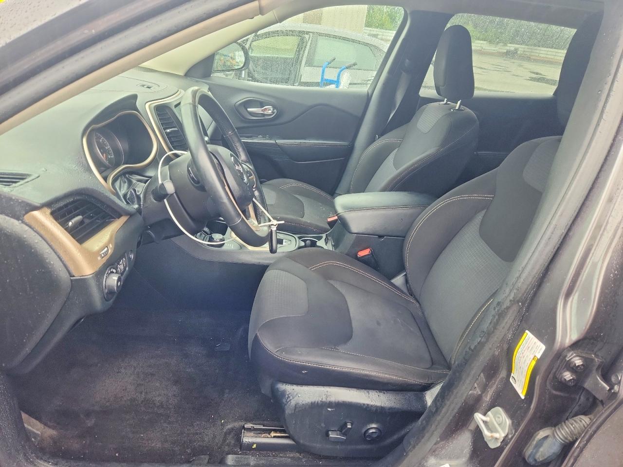 2015 Jeep Cherokee Latitude Charcoal vin: 1C4PJMCS2FW725511