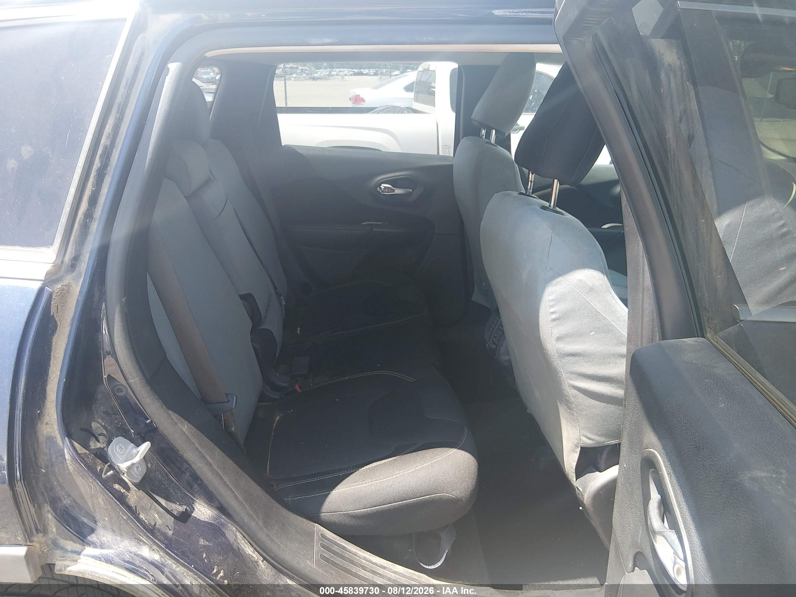 2015 Jeep Cherokee Latitude Dark Blue vin: 1C4PJMCS2FW768763