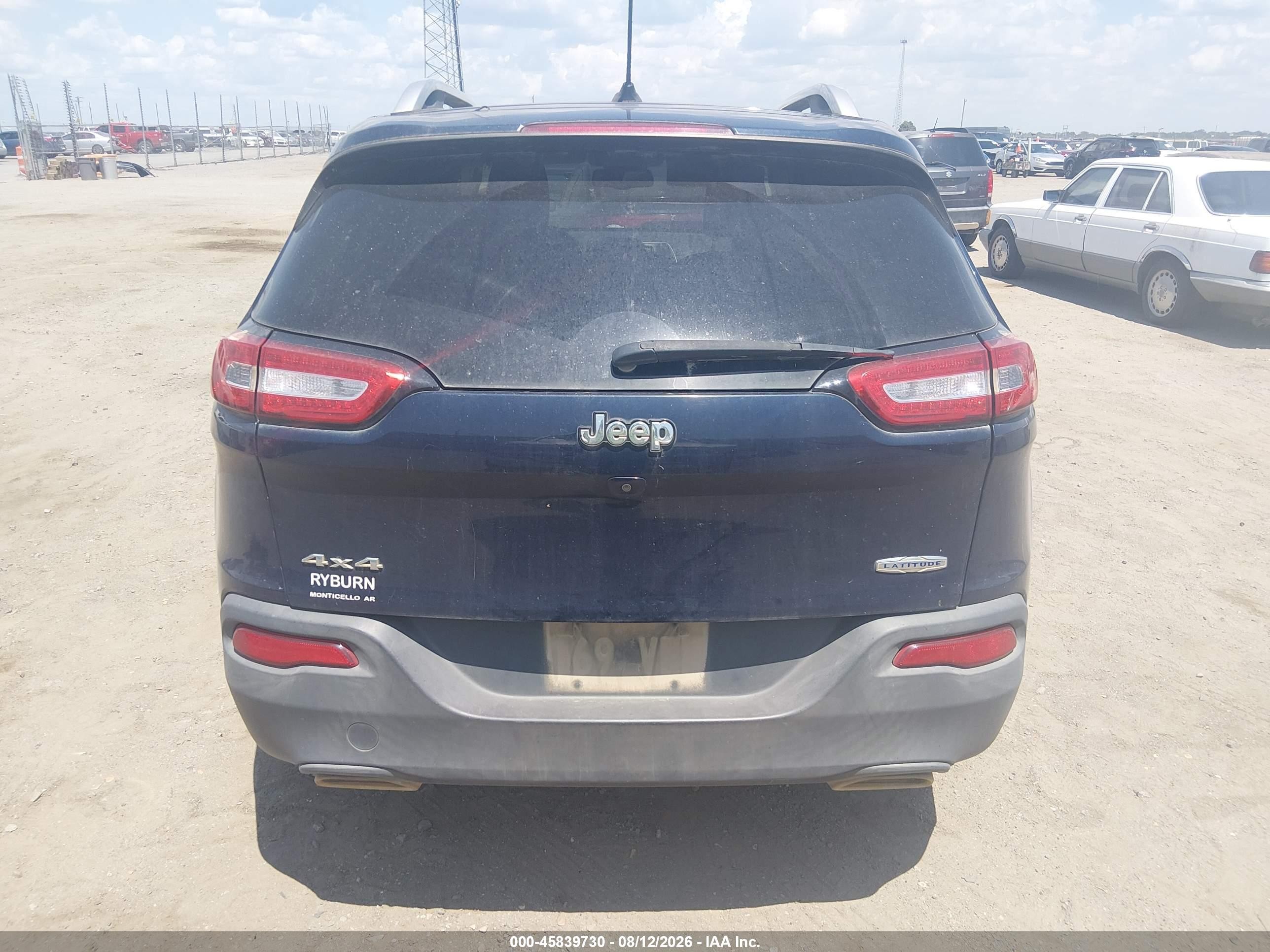 2015 Jeep Cherokee Latitude Dark Blue vin: 1C4PJMCS2FW768763