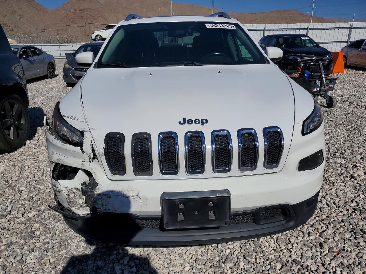 2014 Jeep Cherokee Latitude White vin: 1C4PJMCS3EW193264