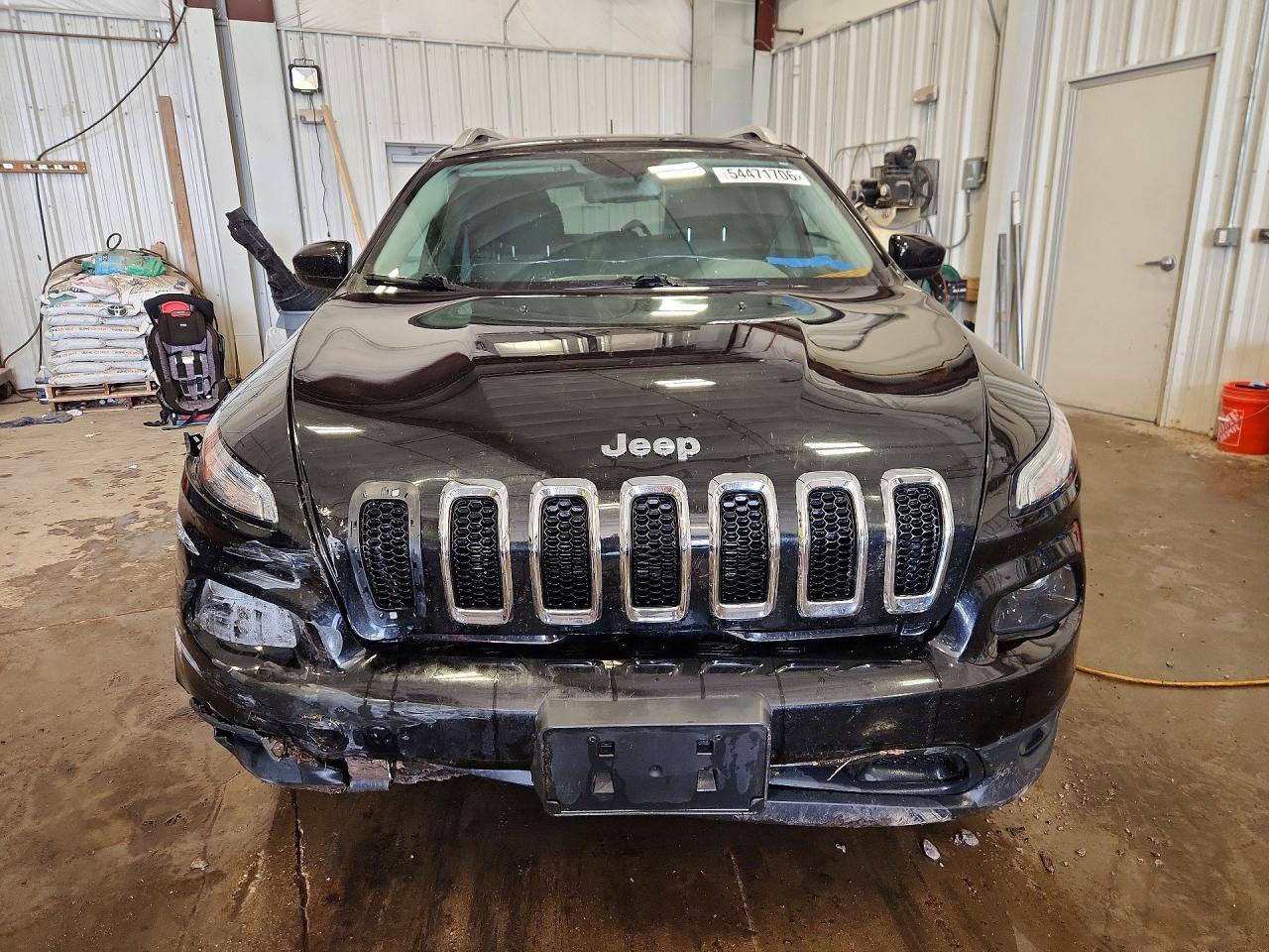 2015 Jeep Cherokee Latitude Black vin: 1C4PJMCS3FW529884