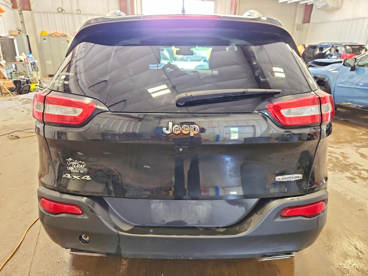 2015 Jeep Cherokee Latitude Black vin: 1C4PJMCS3FW529884