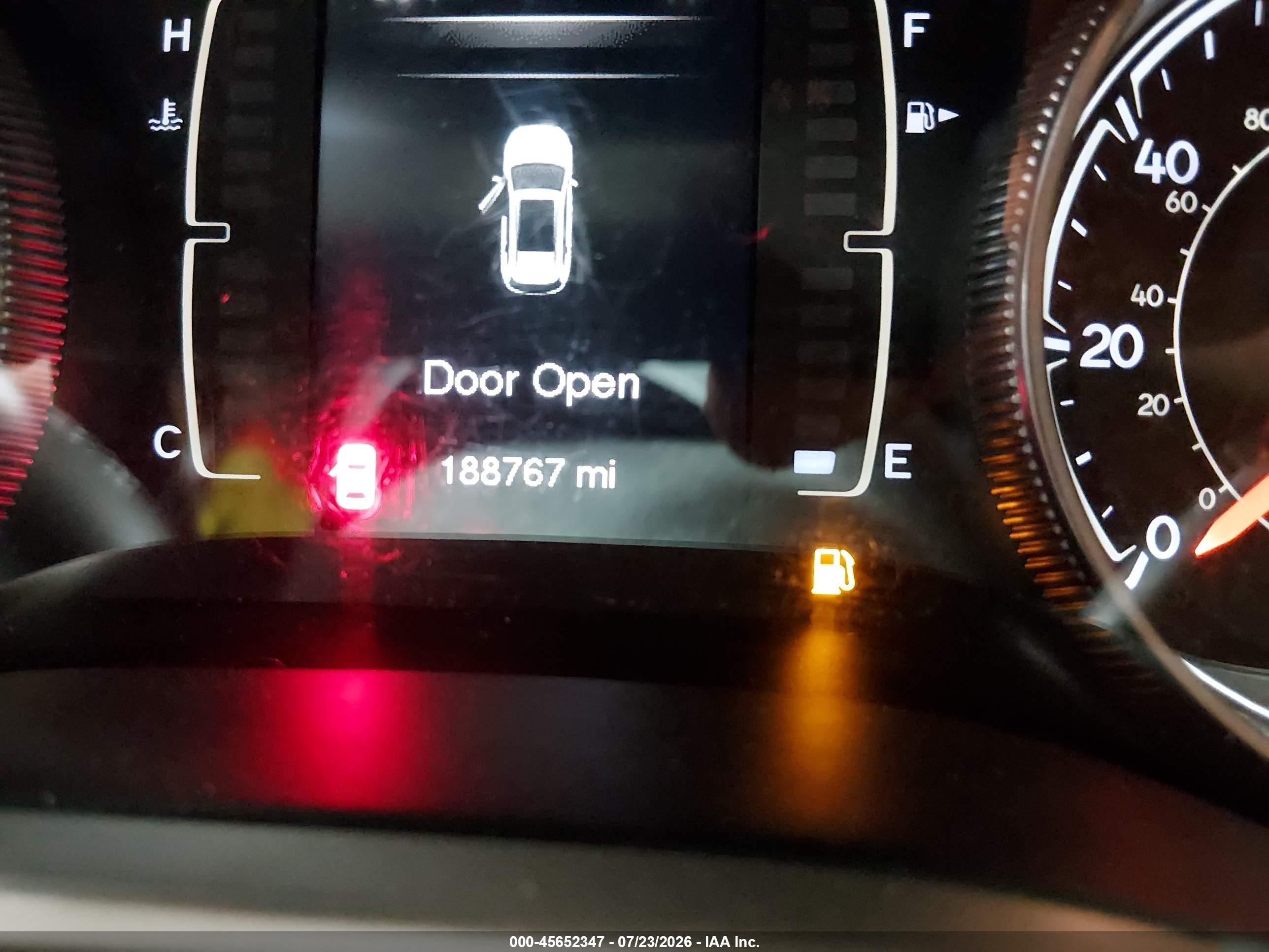 2015 Jeep Cherokee Latitude Black vin: 1C4PJMCS3FW530145