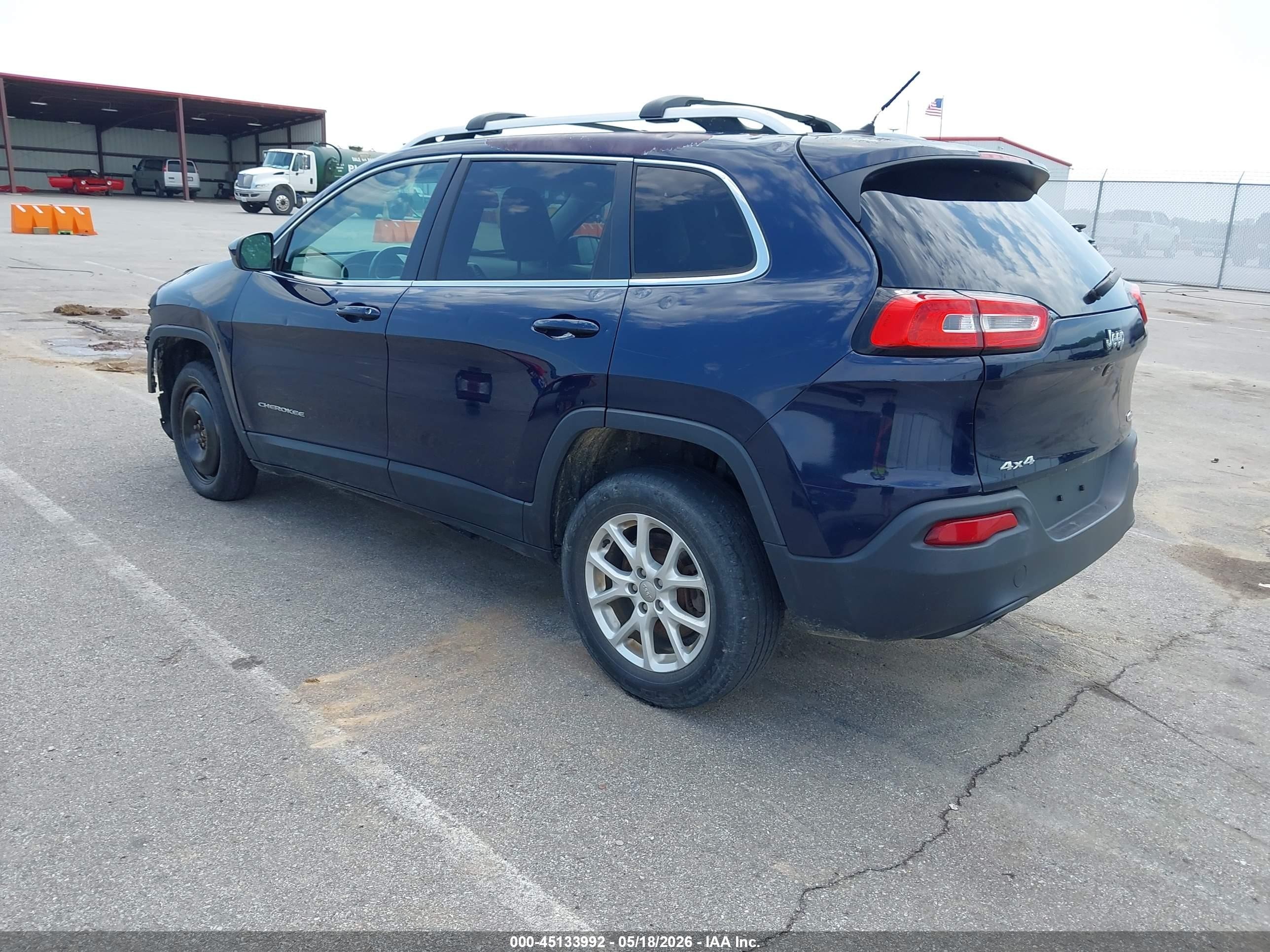 2015 Jeep Cherokee Latitude Blue vin: 1C4PJMCS3FW541436