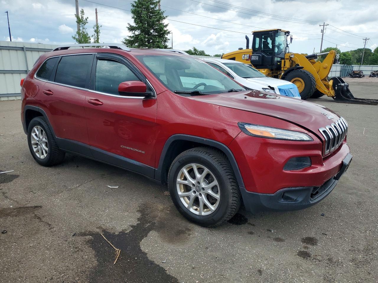 2015 Jeep Cherokee Latitude Red vin: 1C4PJMCS3FW546488