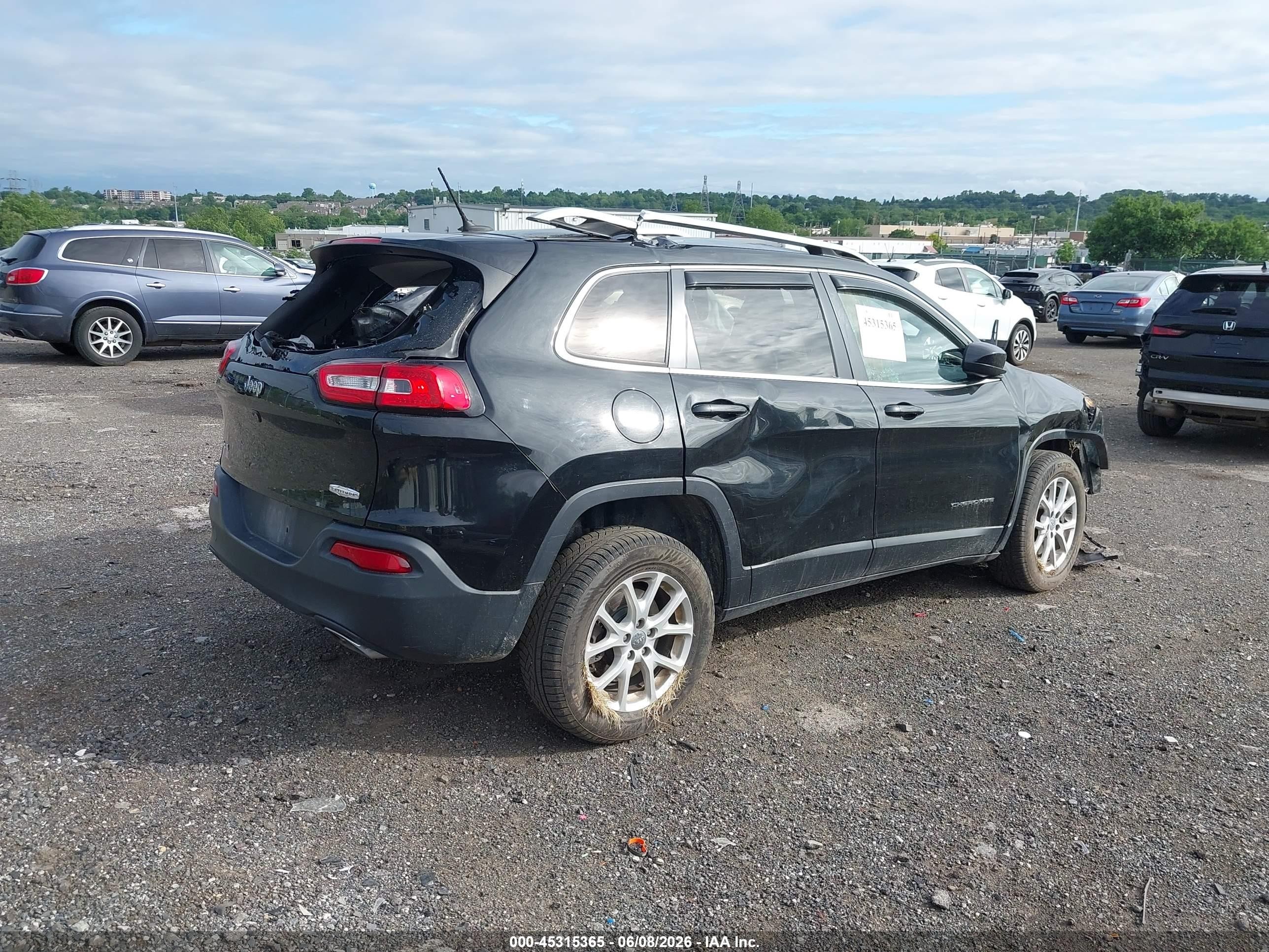 2015 Jeep Cherokee Latitude Black vin: 1C4PJMCS3FW577854