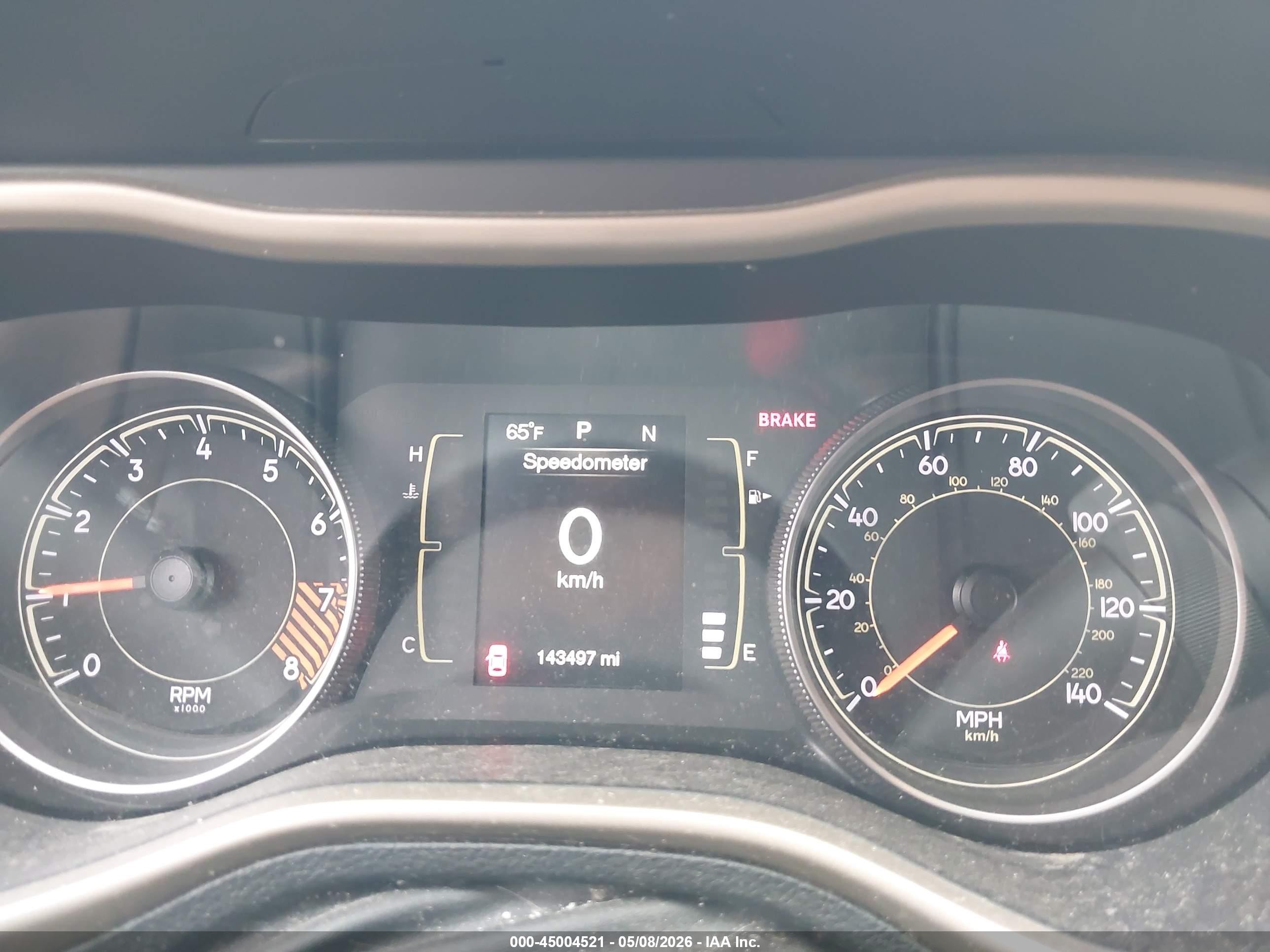 2015 Jeep Cherokee Latitude Gray vin: 1C4PJMCS3FW619391