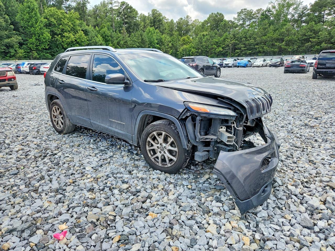 2015 Jeep Cherokee Latitude Gray vin: 1C4PJMCS3FW749882