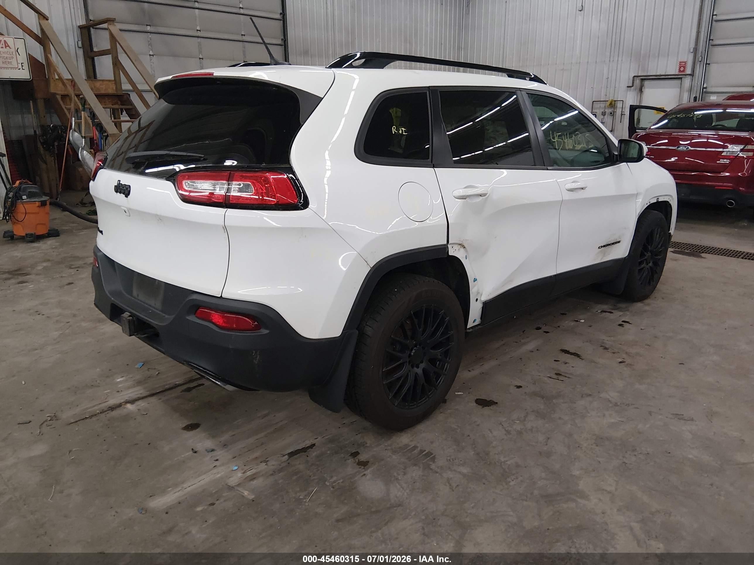 2015 Jeep Cherokee Latitude Altitude White vin: 1C4PJMCS3FW756119