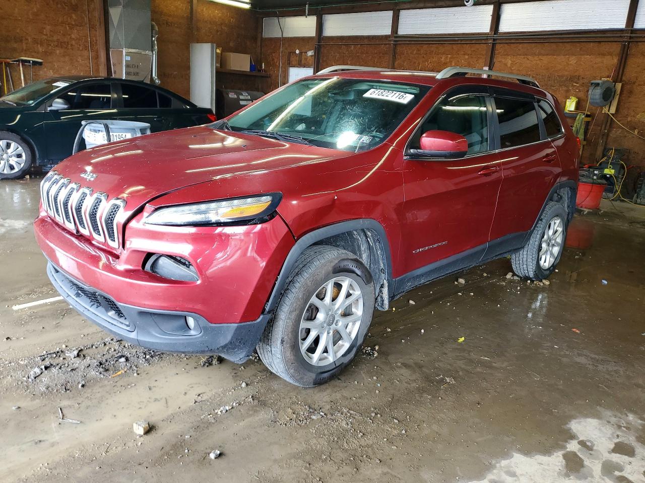 2014 Jeep Cherokee Latitude Red vin: 1C4PJMCS4EW114619