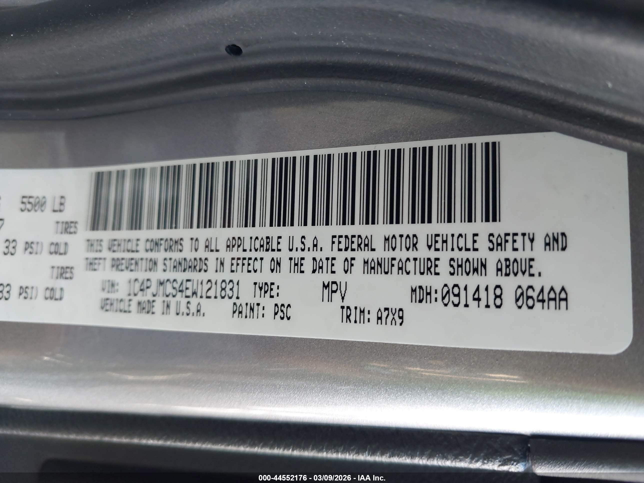 2014 Jeep Cherokee Latitude Silver vin: 1C4PJMCS4EW121831