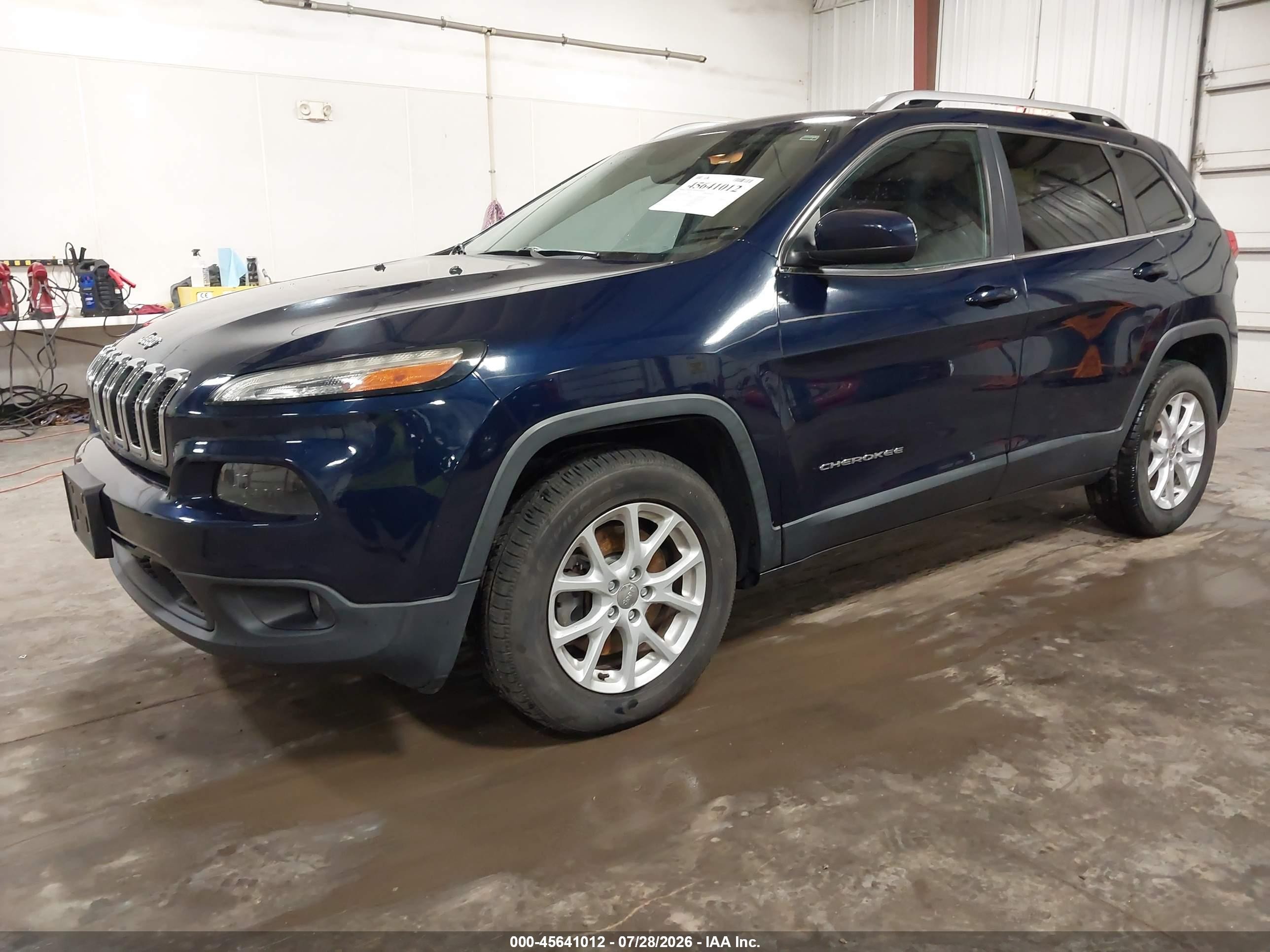 2014 Jeep Cherokee Latitude Blue vin: 1C4PJMCS4EW145370
