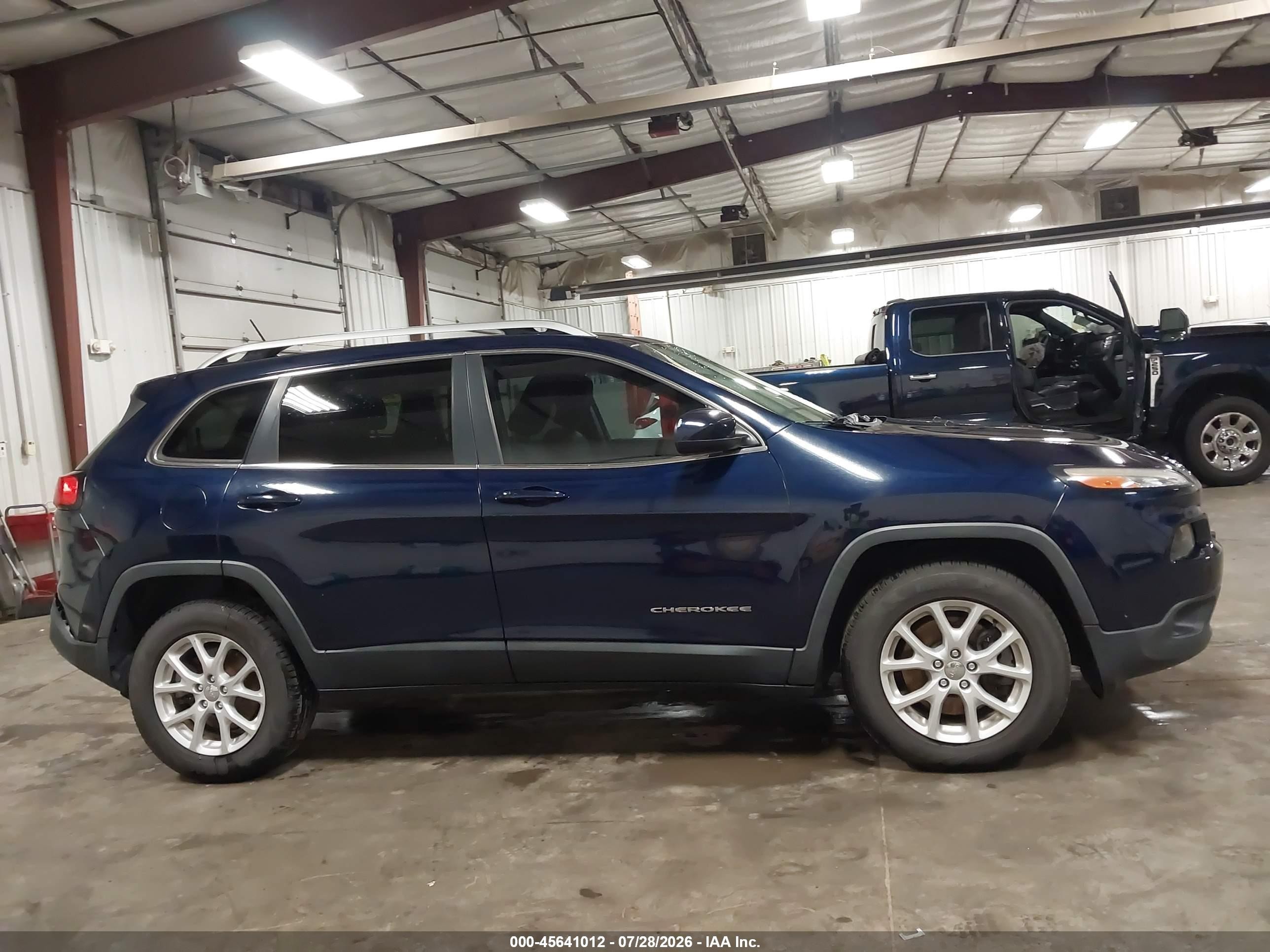 2014 Jeep Cherokee Latitude Blue vin: 1C4PJMCS4EW145370