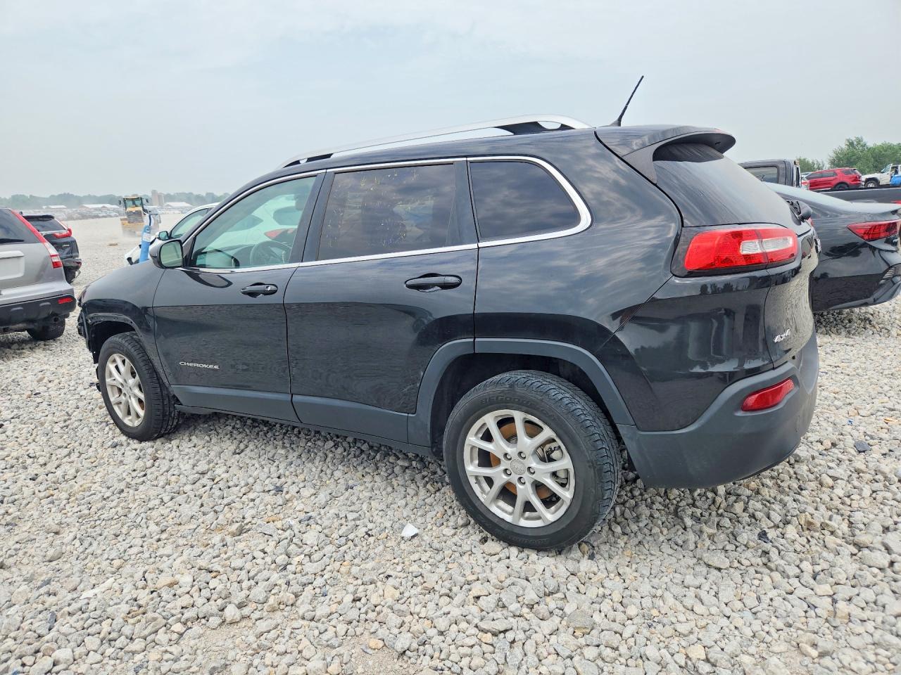 2014 Jeep Cherokee Latitude Black vin: 1C4PJMCS4EW146566