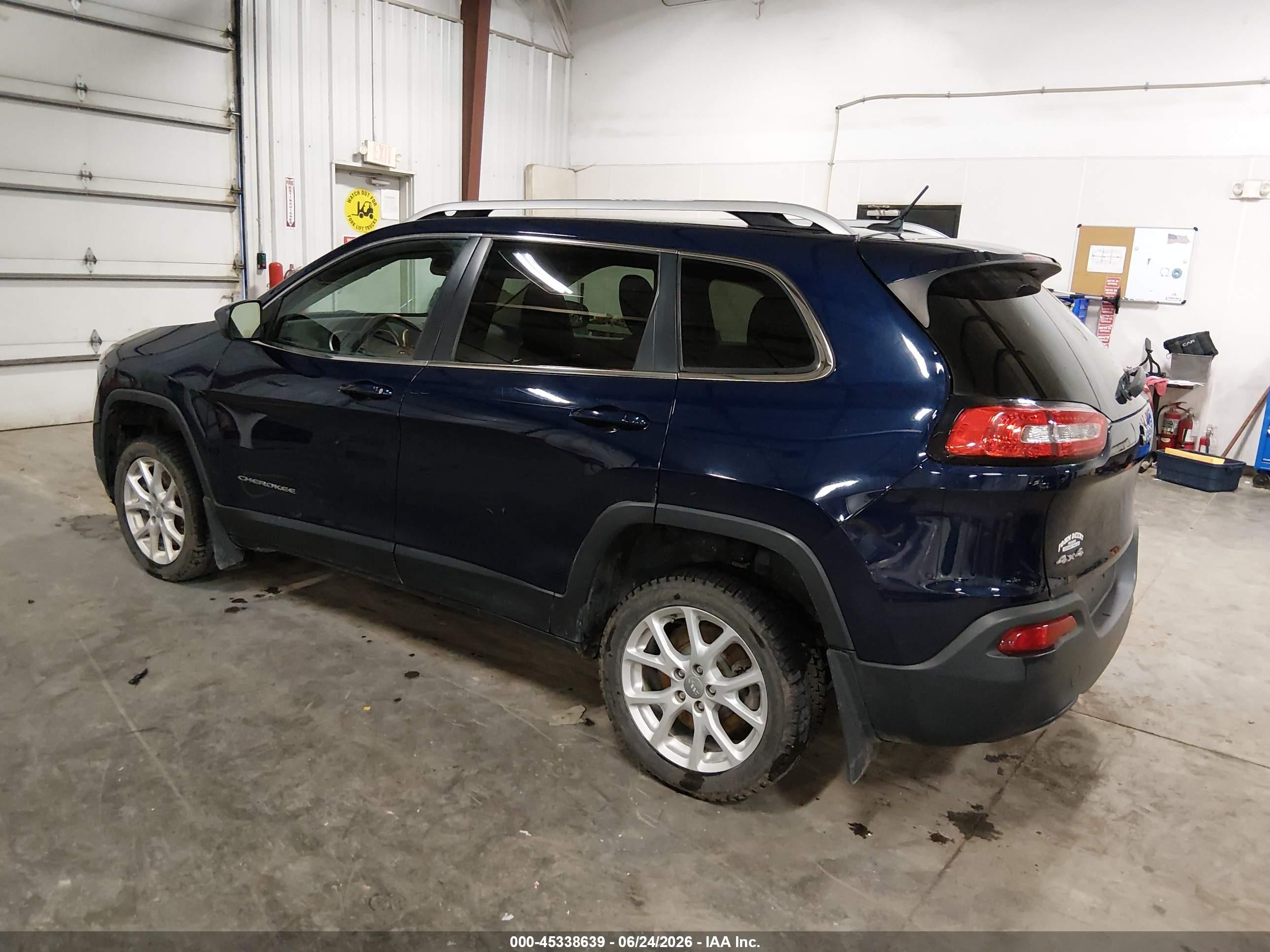 2014 Jeep Cherokee Latitude Blue vin: 1C4PJMCS4EW146986