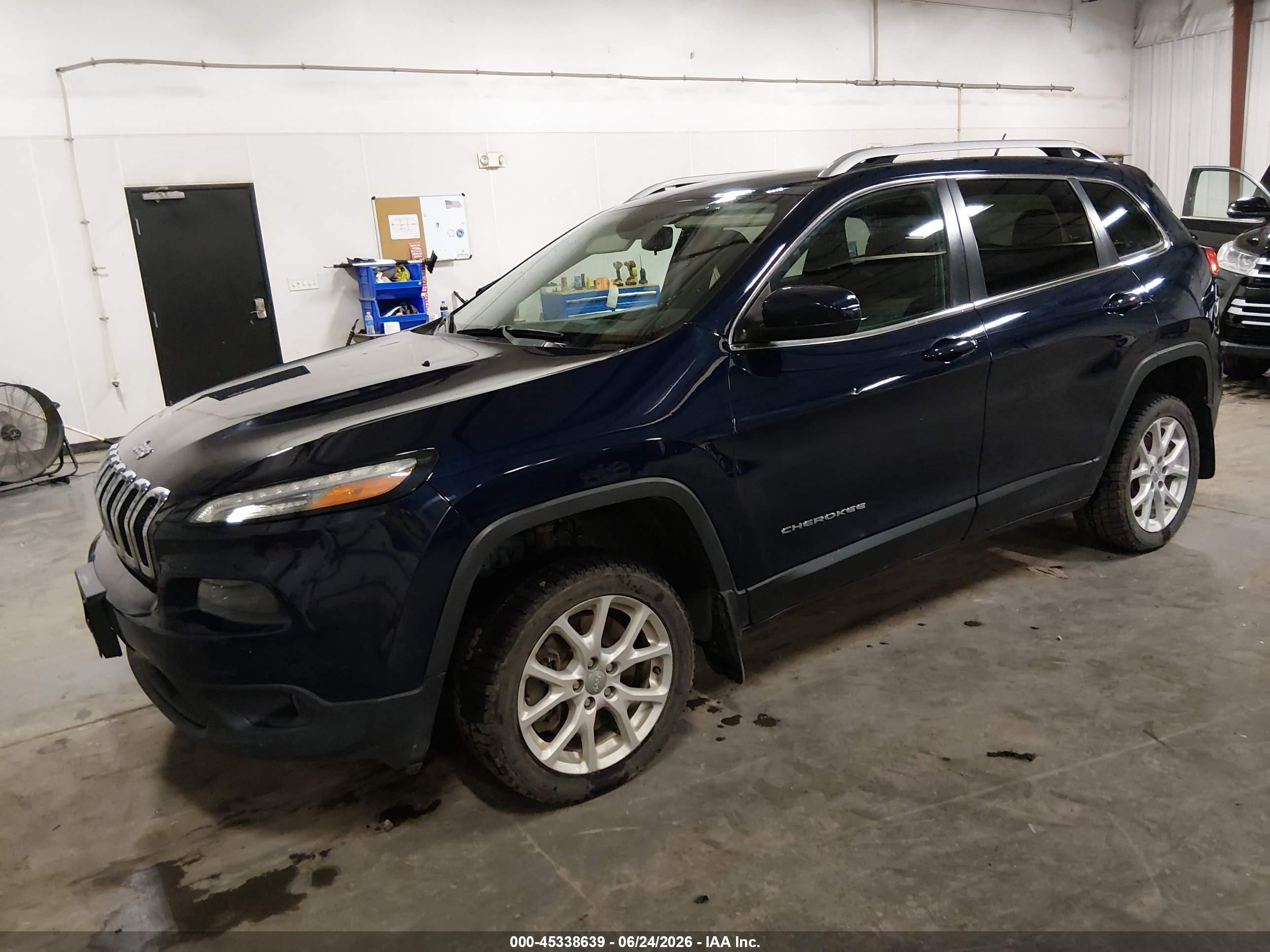 2014 Jeep Cherokee Latitude Blue vin: 1C4PJMCS4EW146986