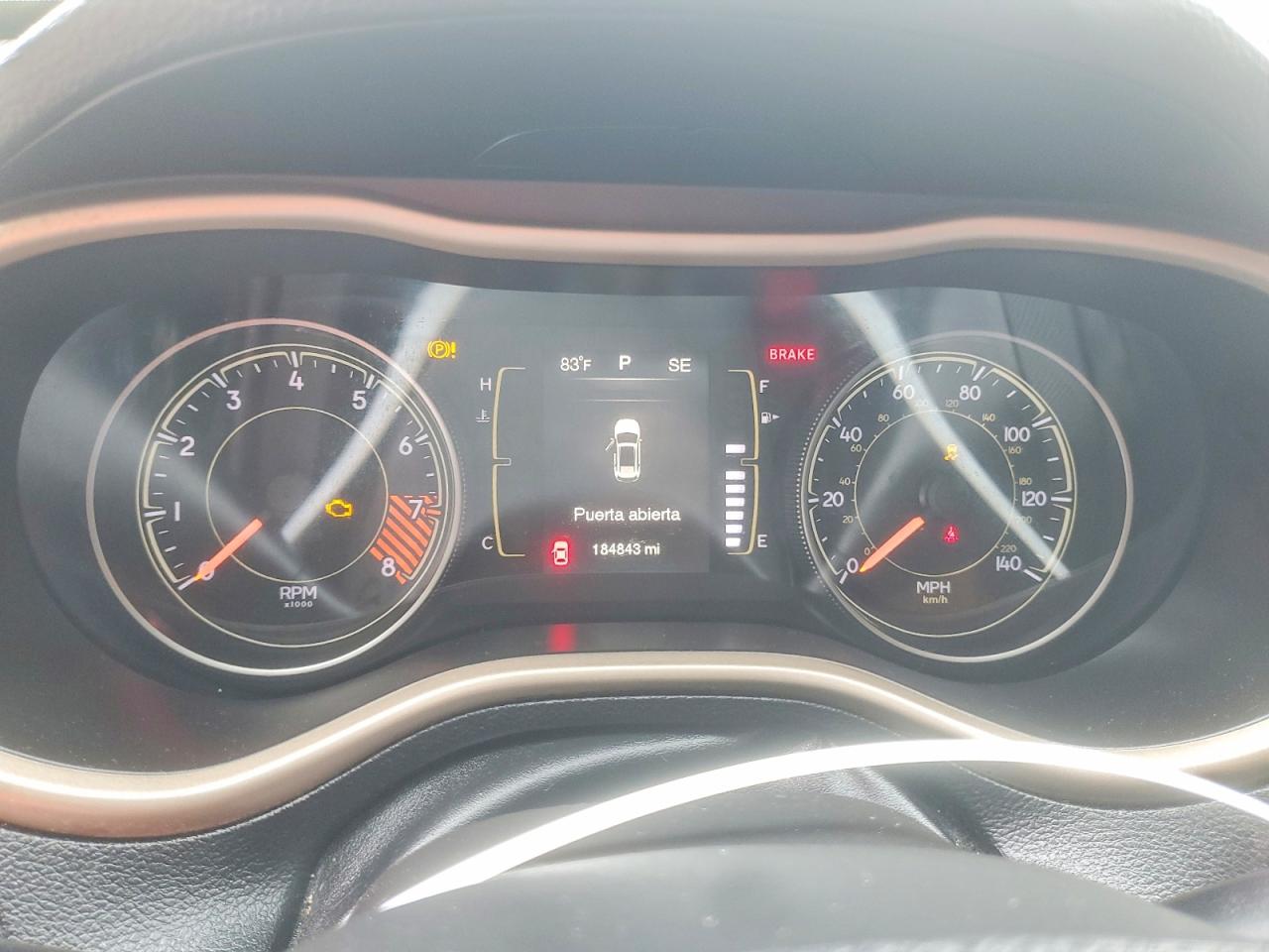 2014 Jeep Cherokee Latitude Gray vin: 1C4PJMCS4EW177624