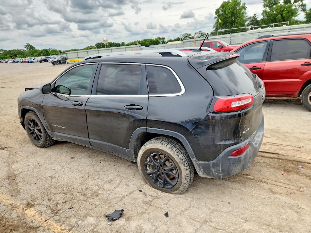 2014 Jeep Cherokee Latitude Black vin: 1C4PJMCS4EW178112