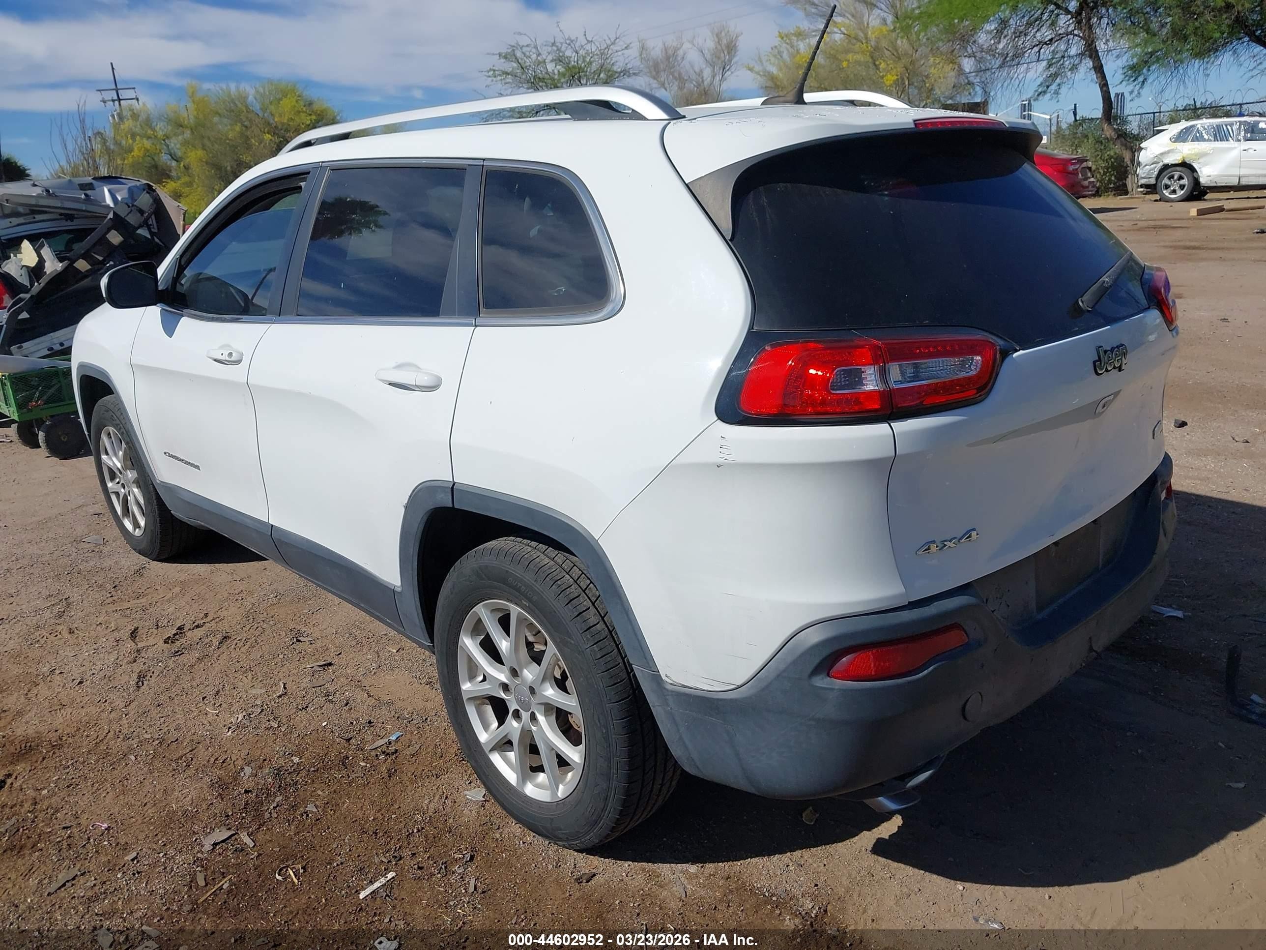 2014 Jeep Cherokee Latitude Белый vin: 1C4PJMCS4EW219256
