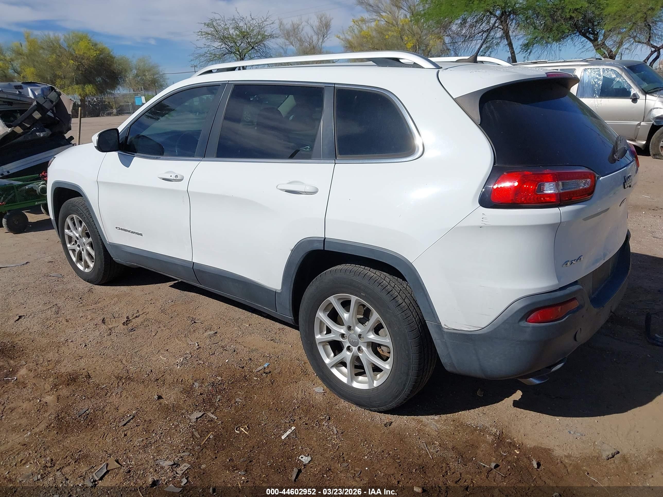 2014 Jeep Cherokee Latitude Белый vin: 1C4PJMCS4EW219256