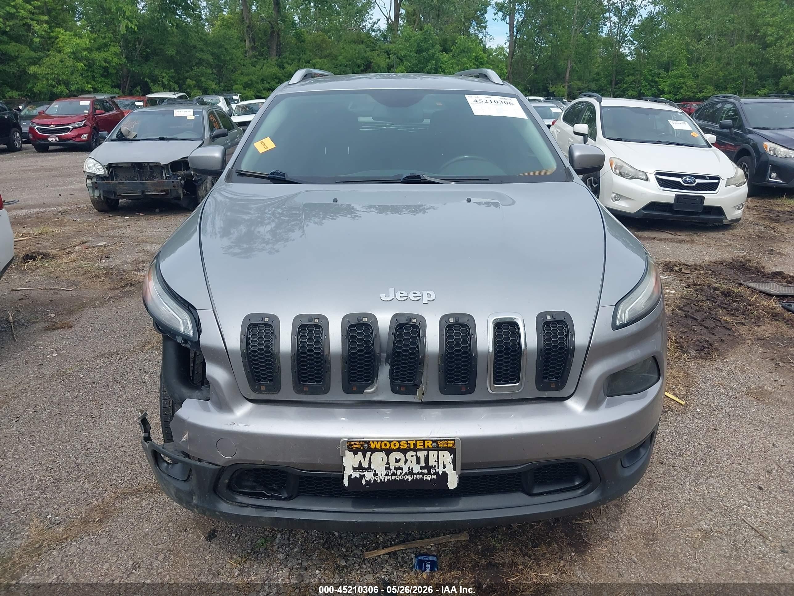 2014 Jeep Cherokee Latitude Gray vin: 1C4PJMCS4EW264276