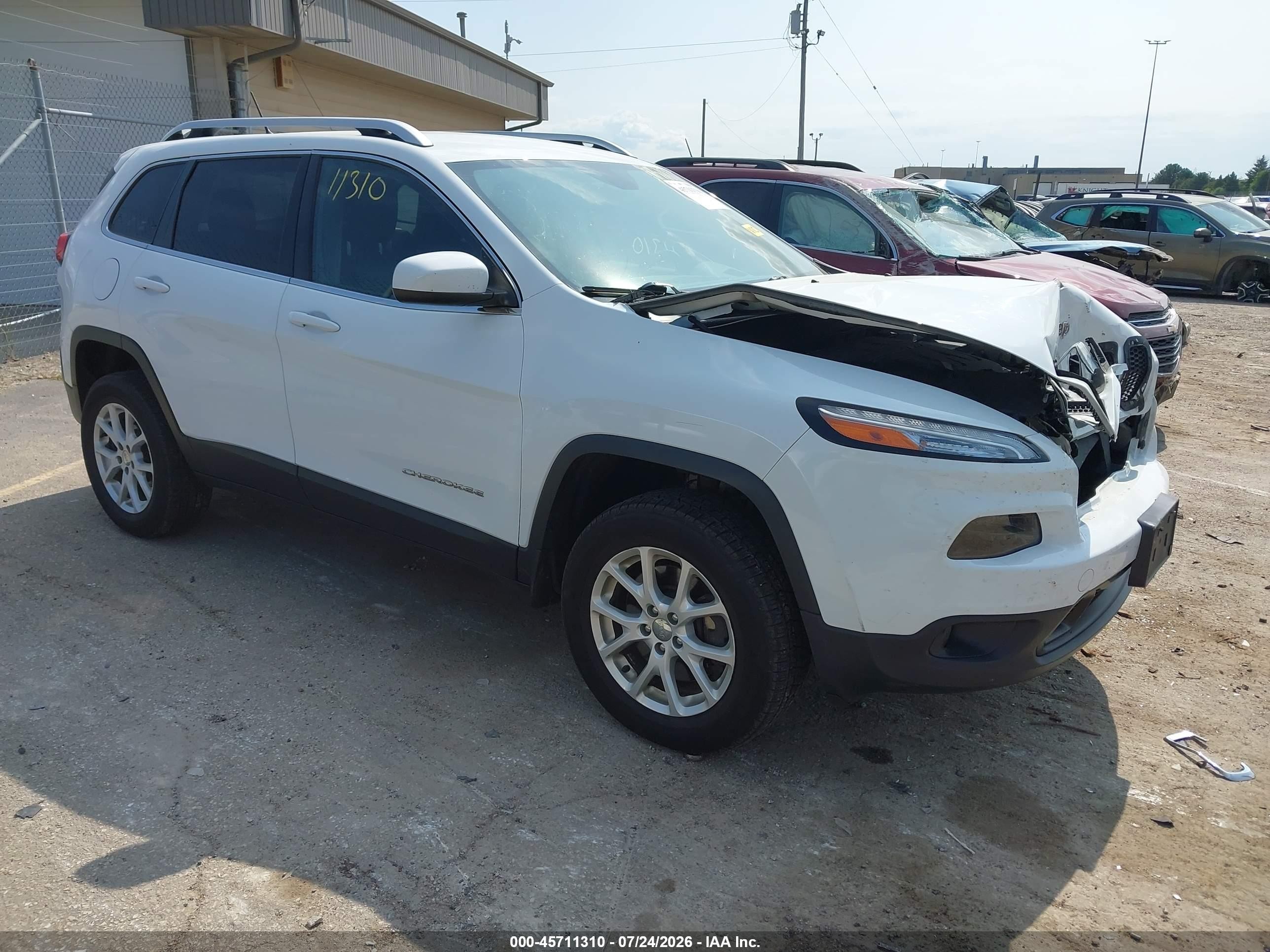 2014 Jeep Cherokee Latitude White vin: 1C4PJMCS4EW318269