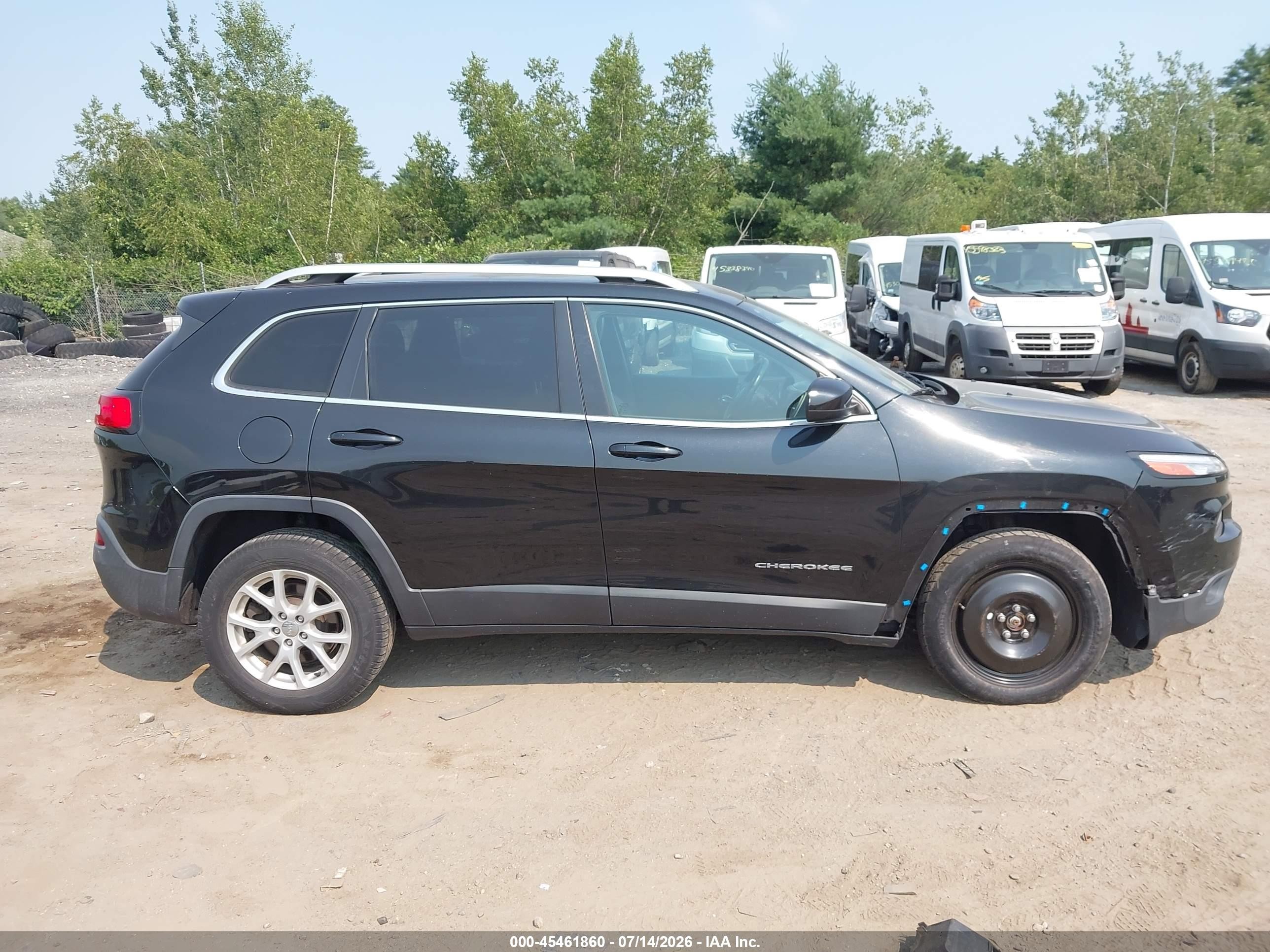 2015 Jeep Cherokee Latitude Black vin: 1C4PJMCS4FW577880