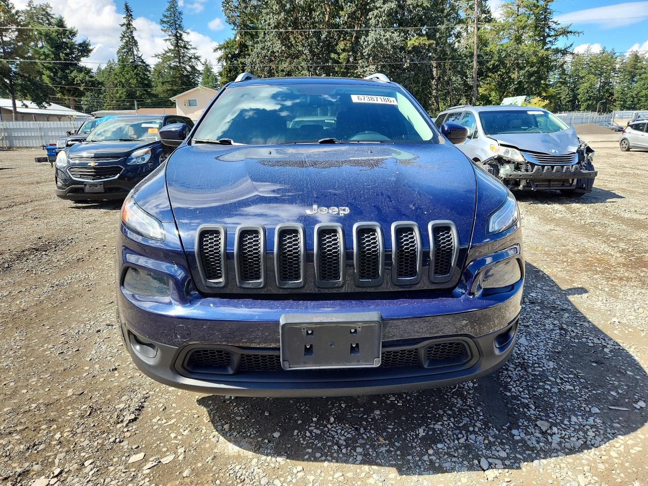 2015 Jeep Cherokee Latitude Blue vin: 1C4PJMCS4FW604494