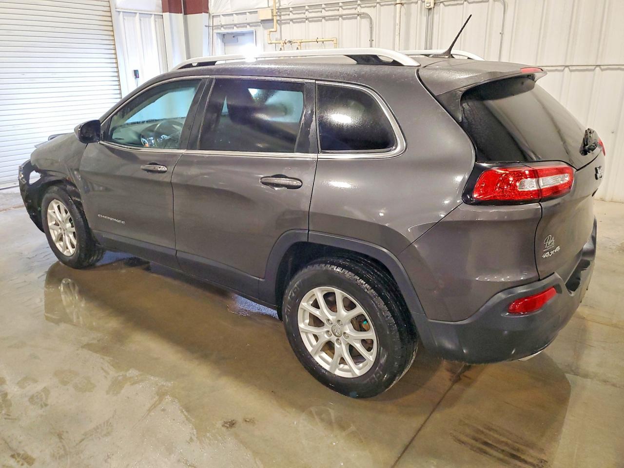2015 Jeep Cherokee Latitude Gray vin: 1C4PJMCS4FW687117