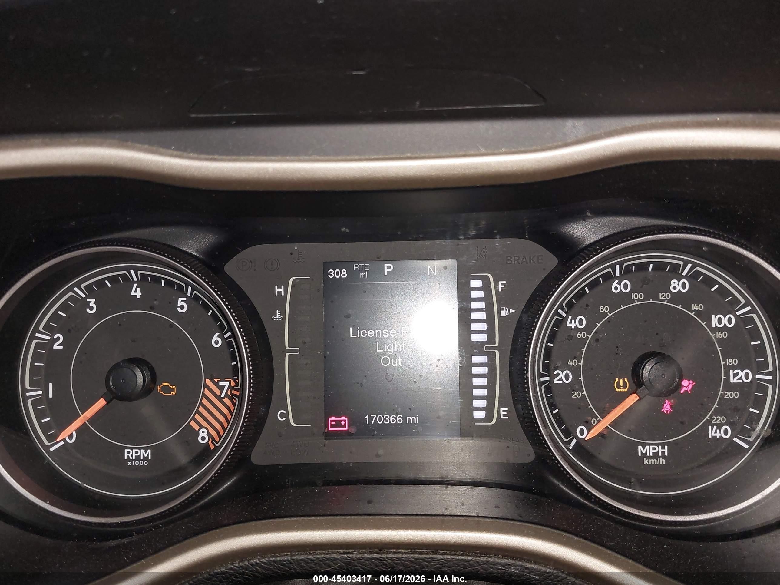 2015 Jeep Cherokee Latitude Белый vin: 1C4PJMCS4FW740110