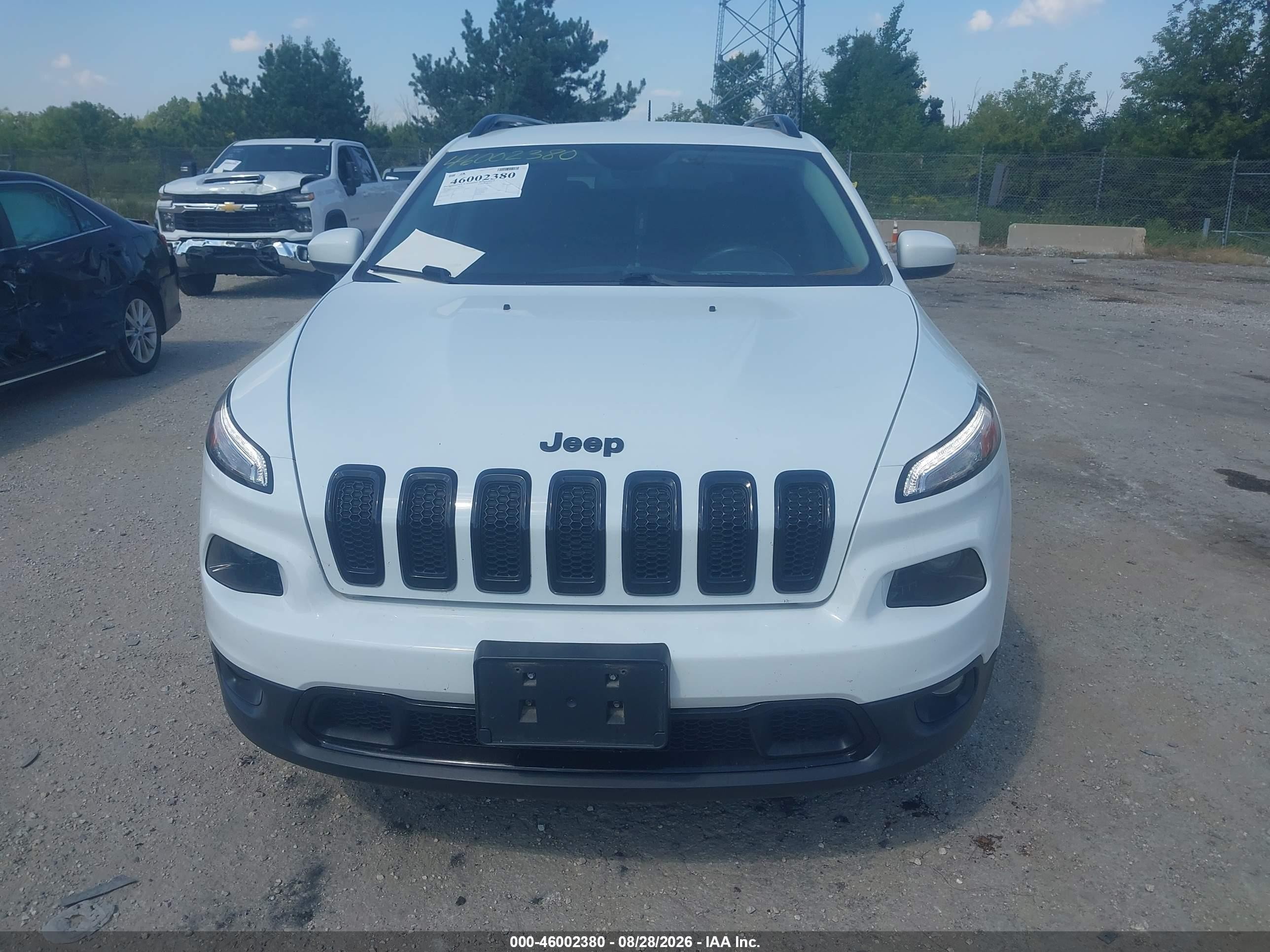 2015 Jeep Cherokee Latitude Altitude White vin: 1C4PJMCS4FW756047