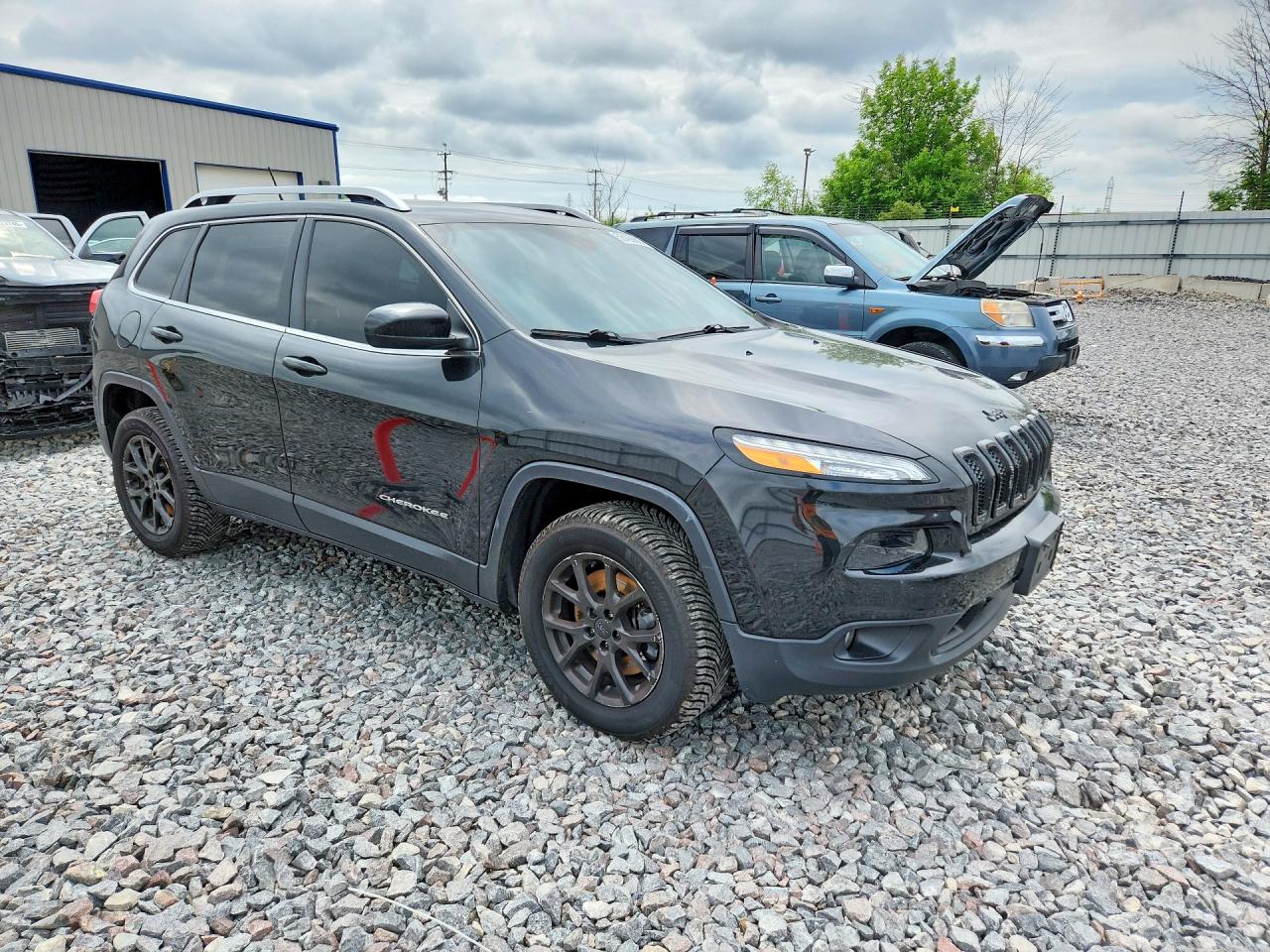 2014 Jeep Cherokee Latitude Black vin: 1C4PJMCS5EW120977