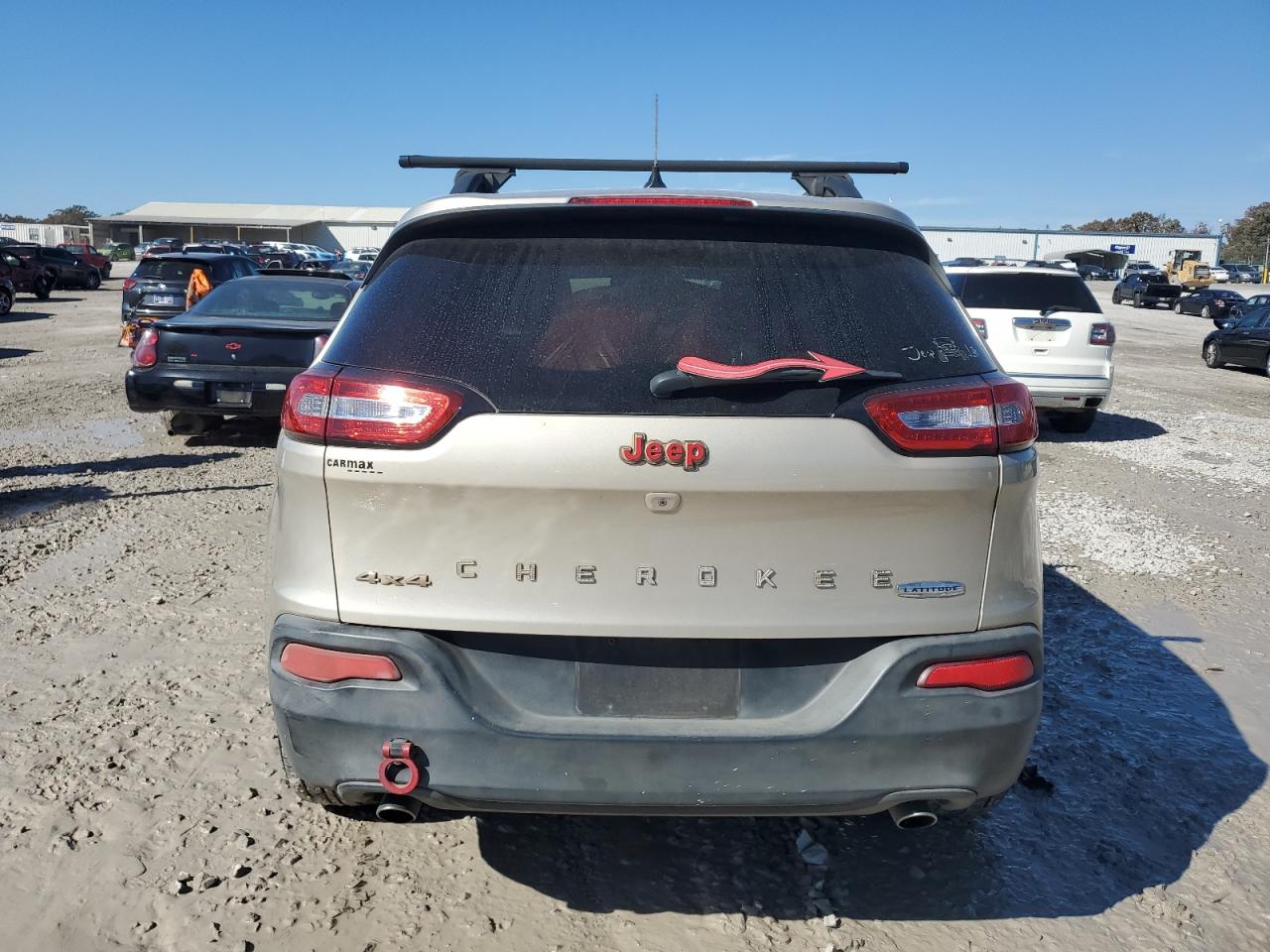 2014 Jeep Cherokee Latitude Cream vin: 1C4PJMCS5EW184209