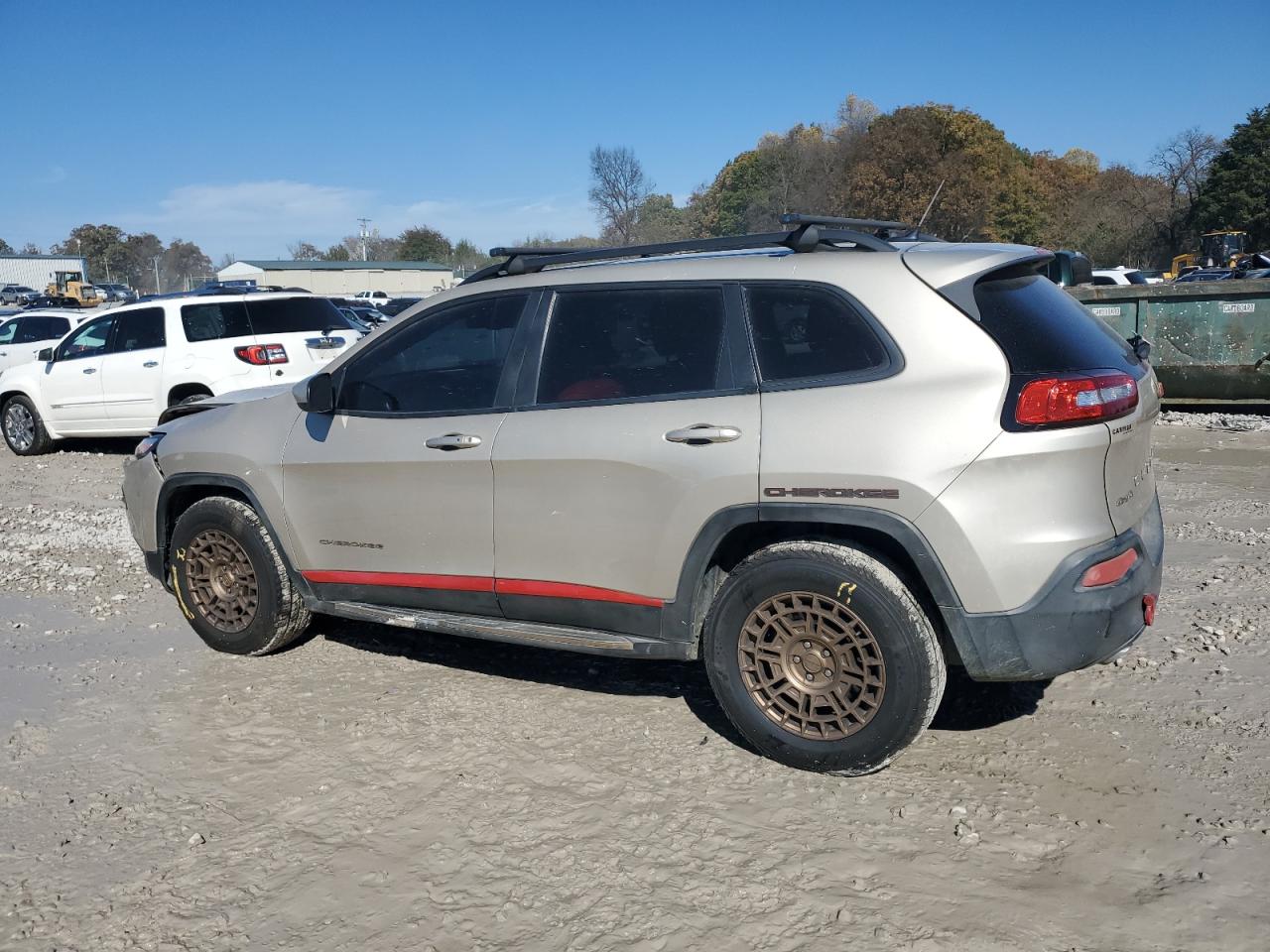 2014 Jeep Cherokee Latitude Cream vin: 1C4PJMCS5EW184209