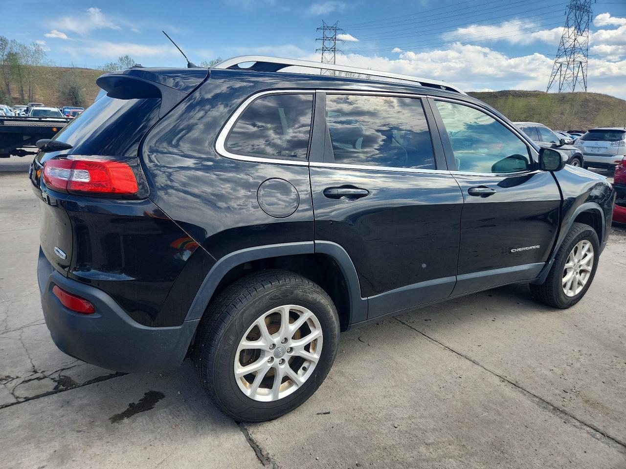 2014 Jeep Cherokee Latitude Black vin: 1C4PJMCS5EW193184