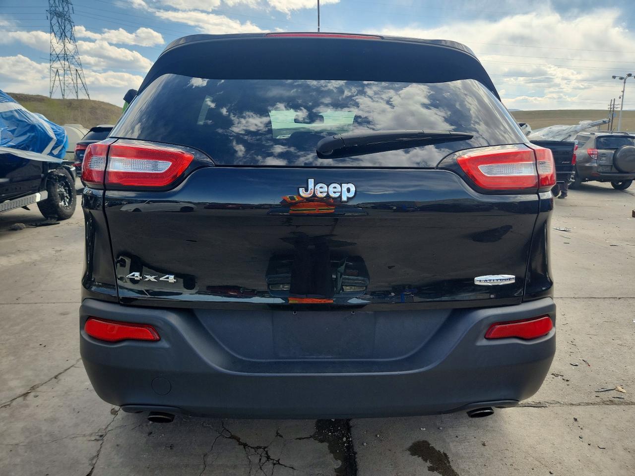2014 Jeep Cherokee Latitude Black vin: 1C4PJMCS5EW193184